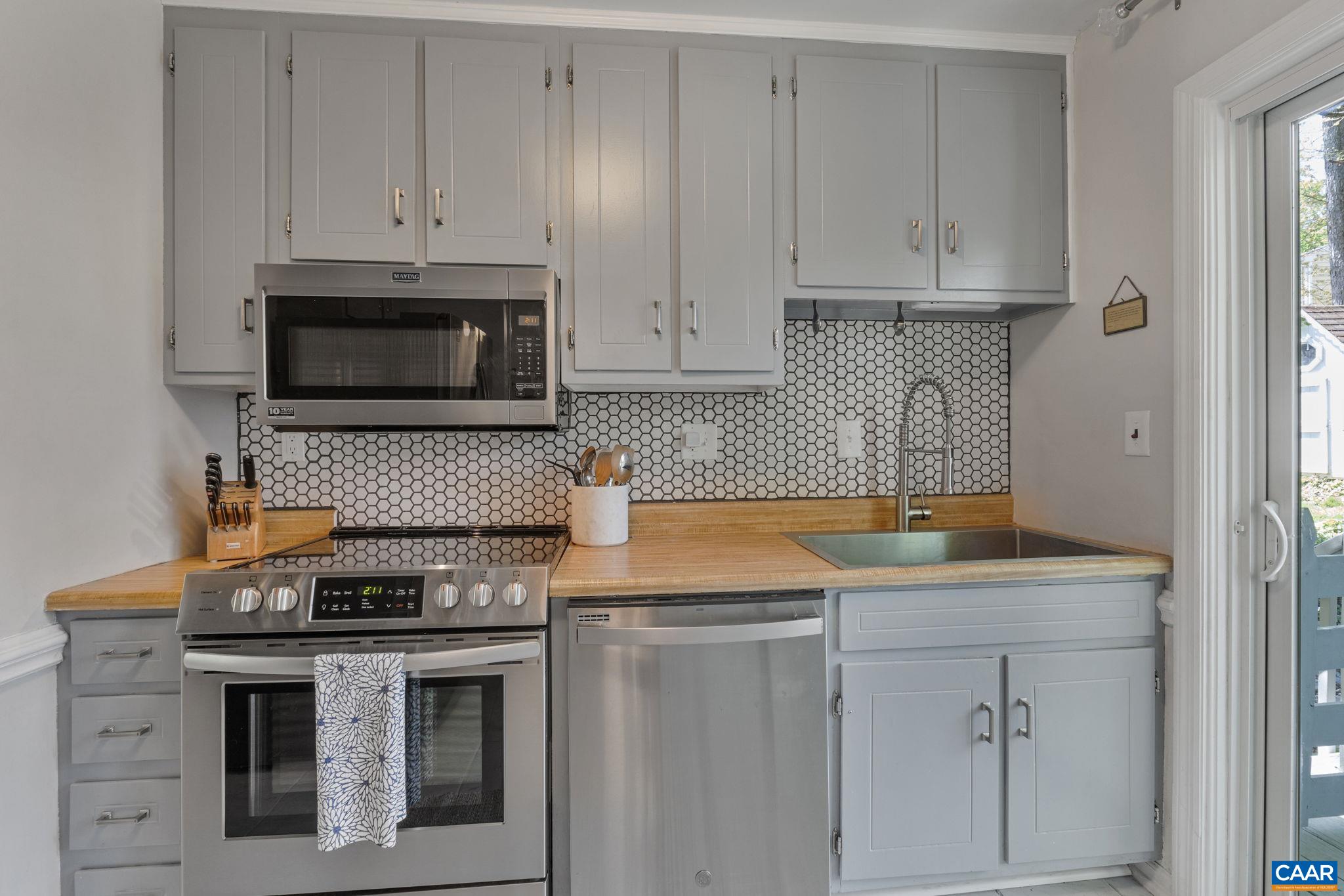 103 SHALE PL