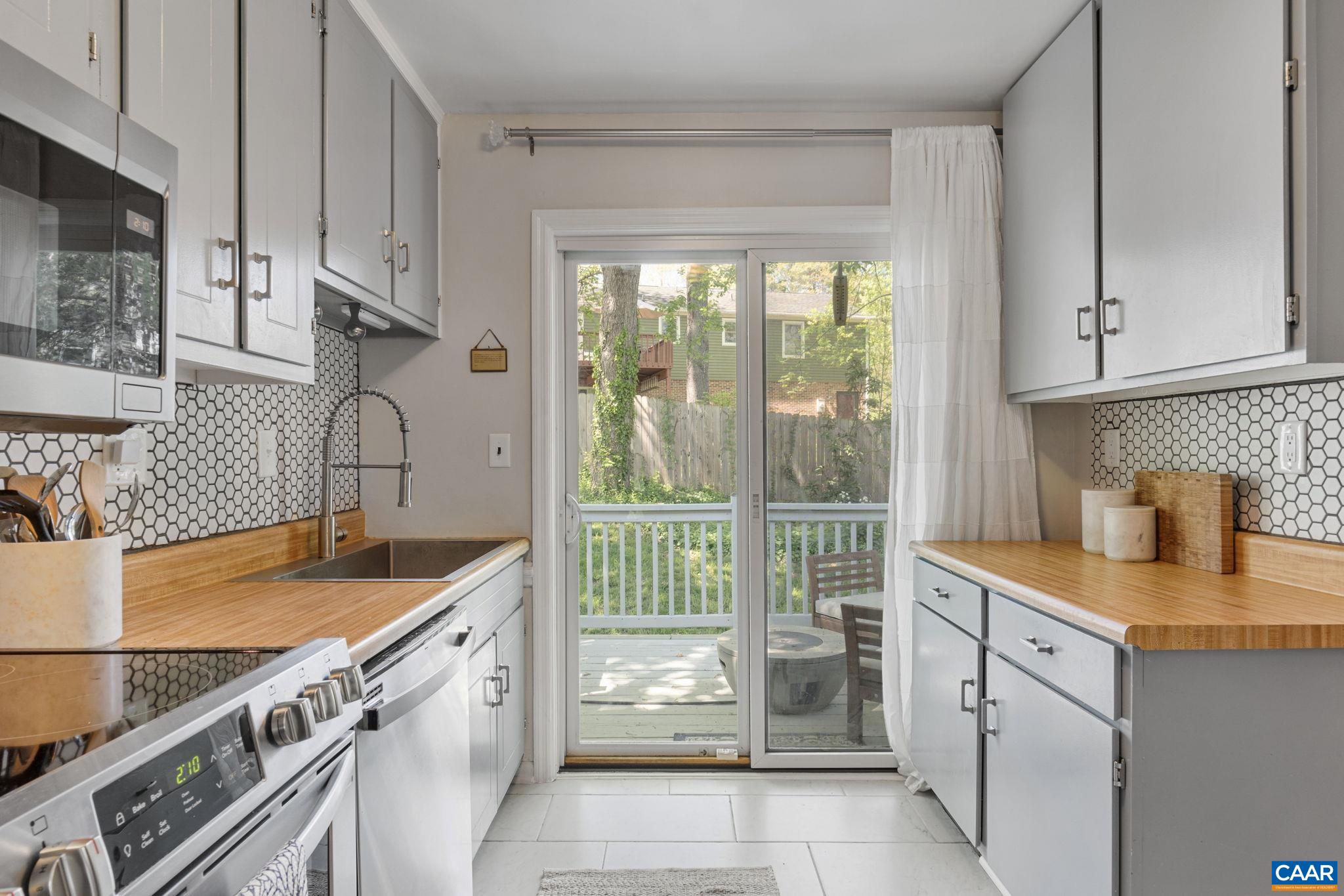 103 SHALE PL