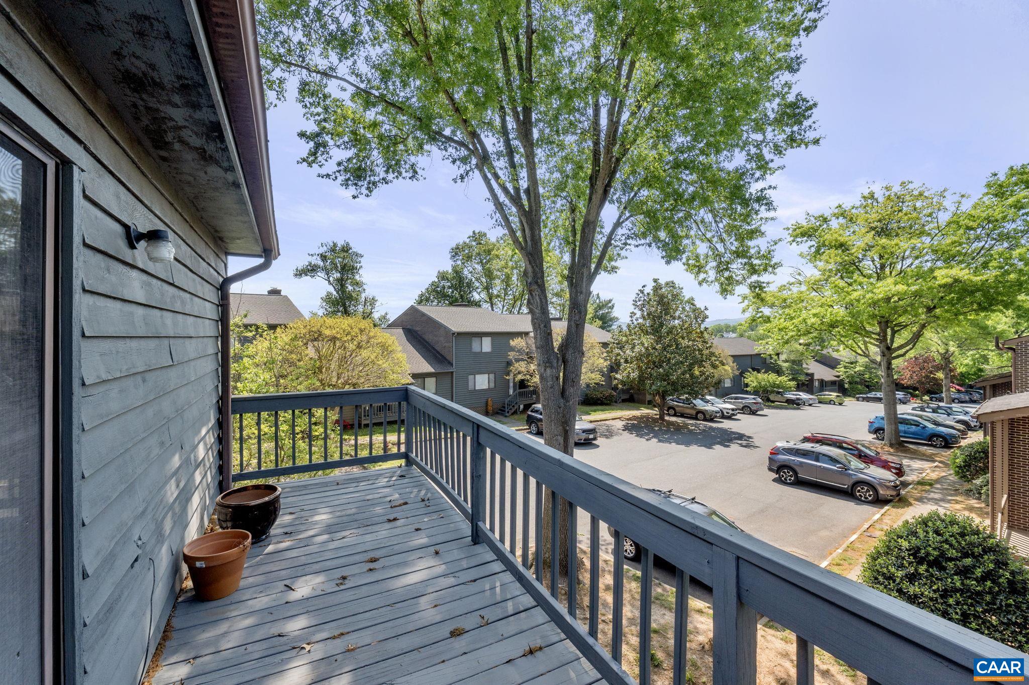 144 HARVEST DR