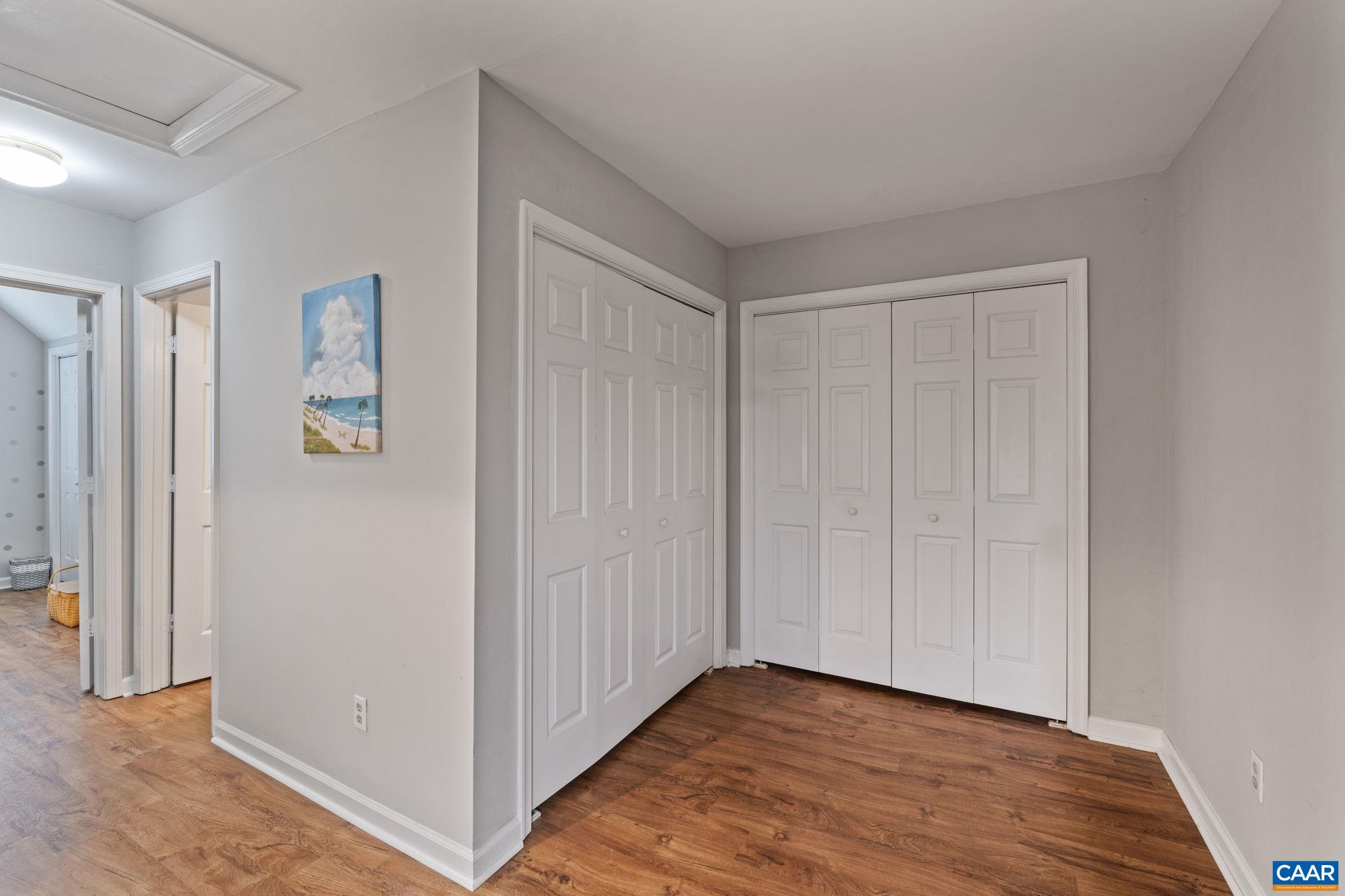 1306 CREEKSIDE DR