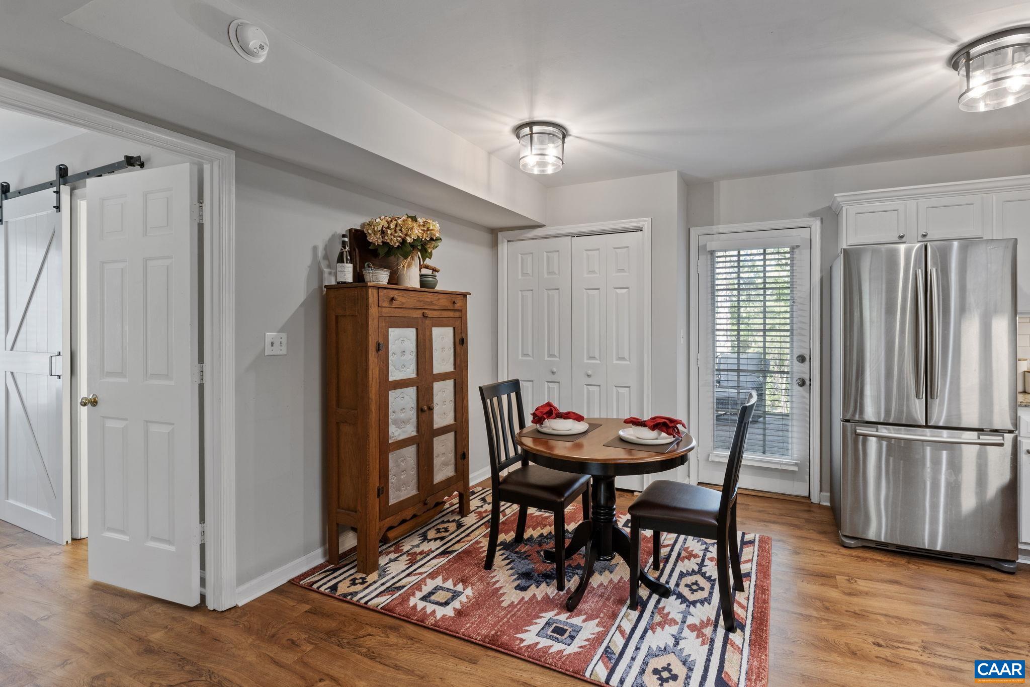 1306 CREEKSIDE DR