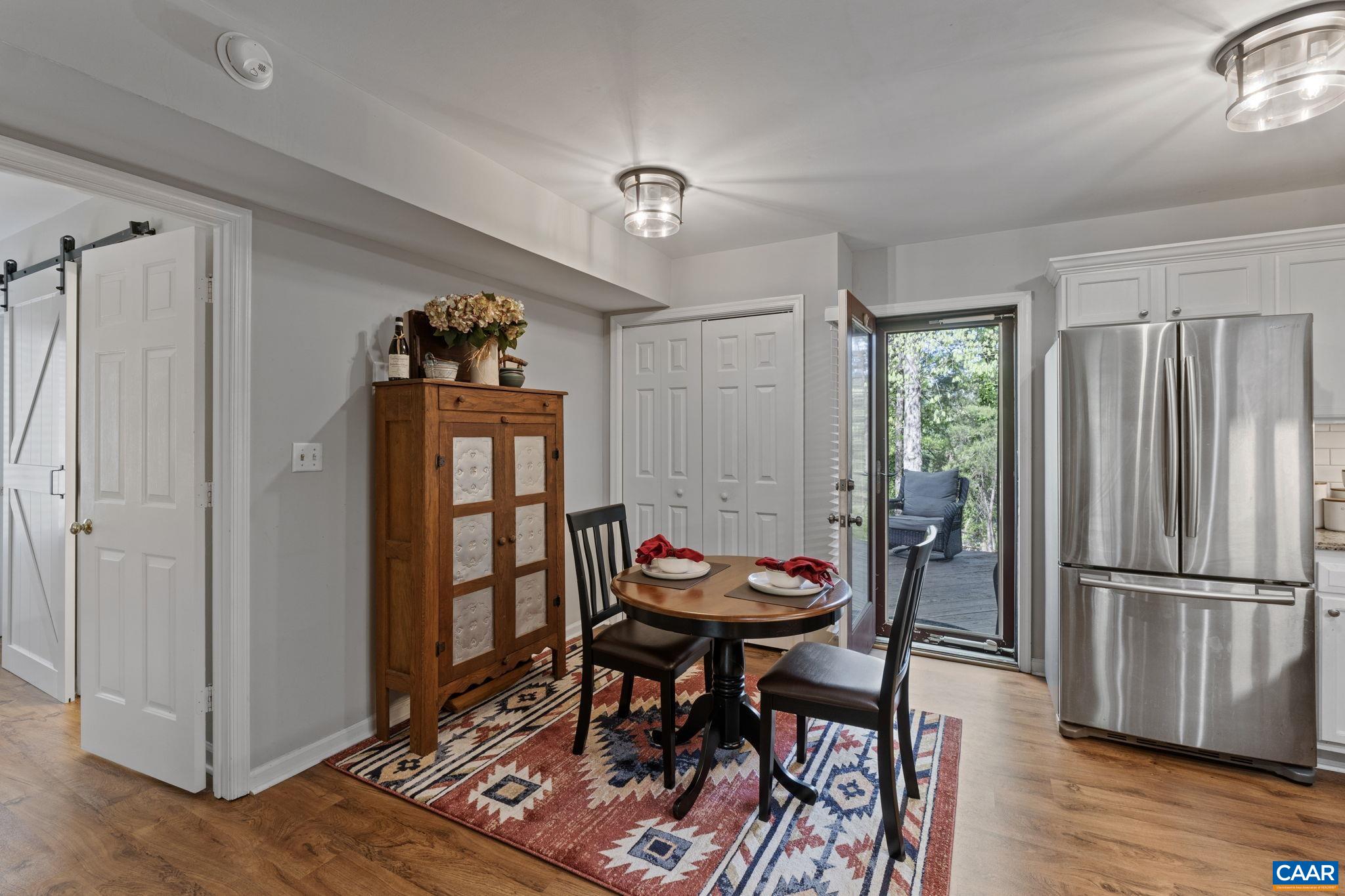 1306 CREEKSIDE DR