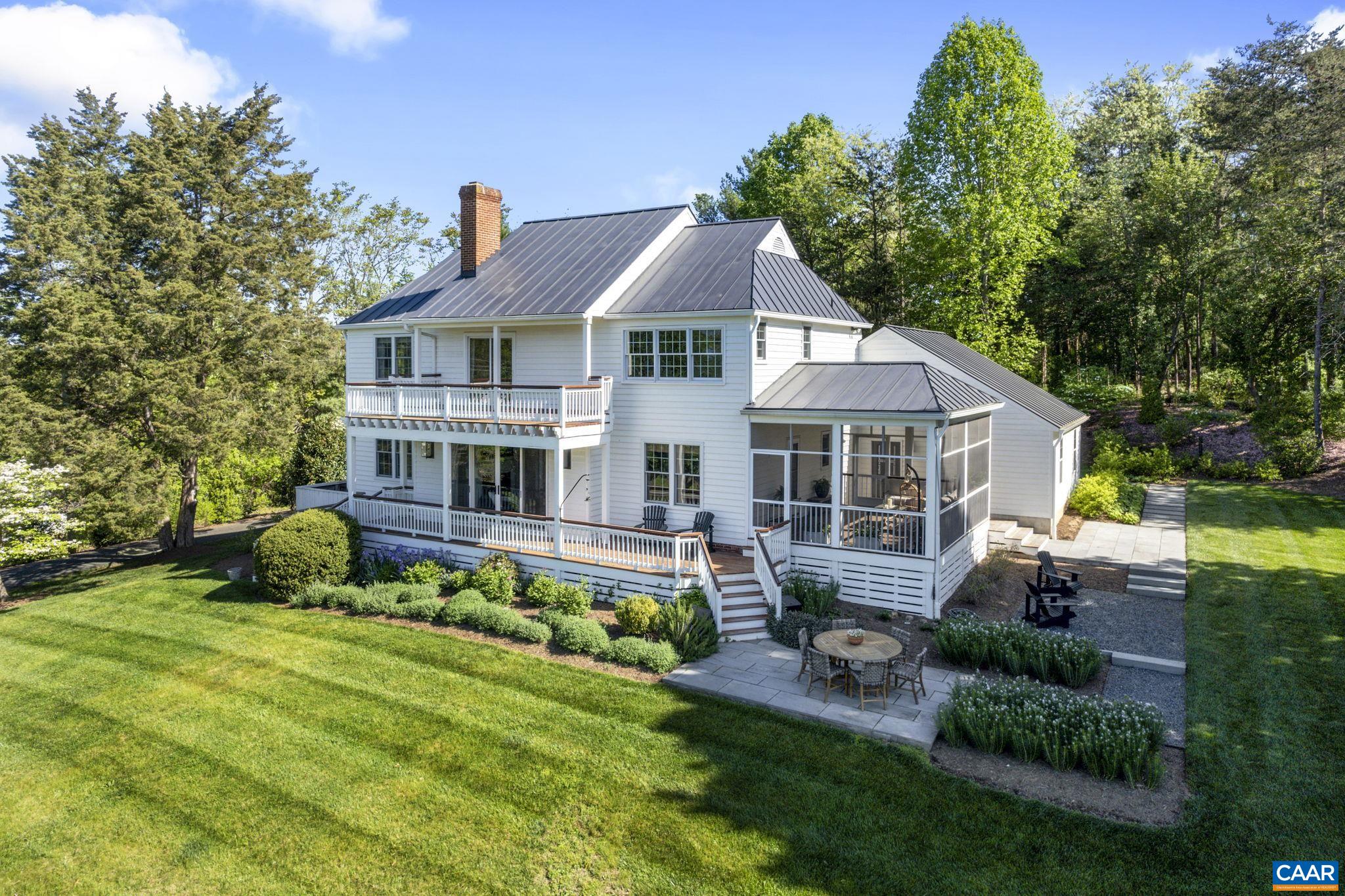 1636 FRANKLIN DR