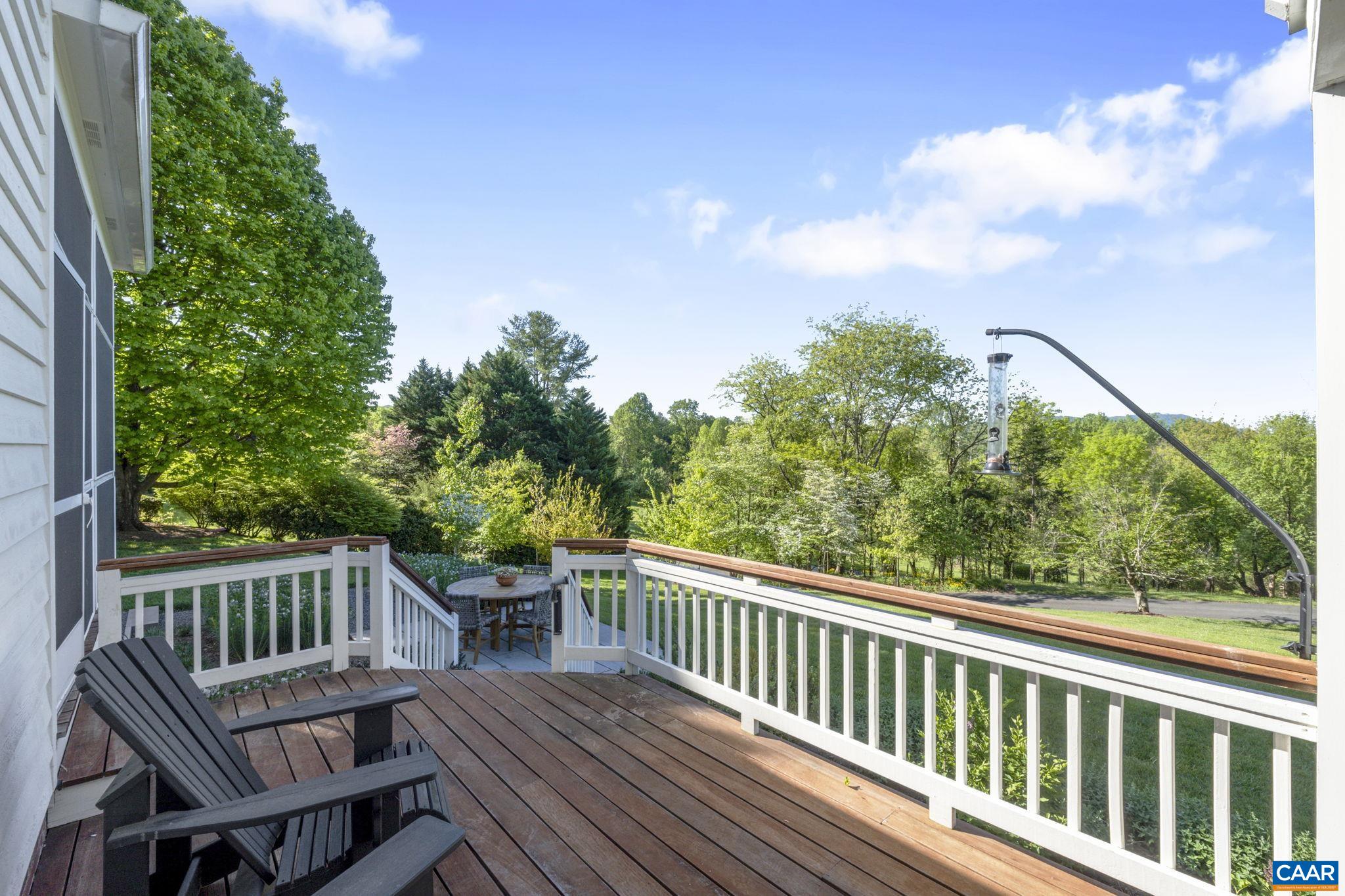 1636 FRANKLIN DR