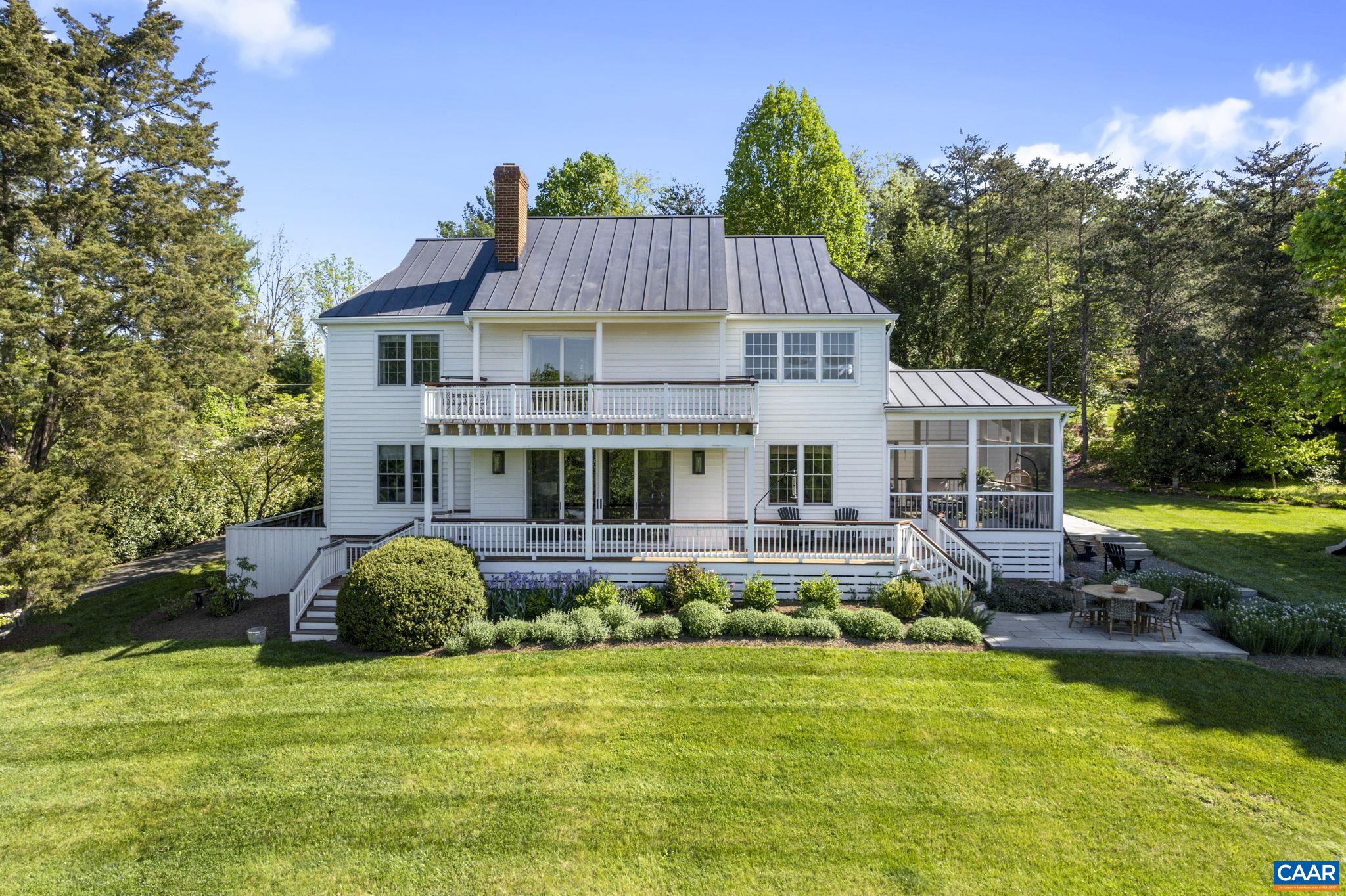 1636 FRANKLIN DR