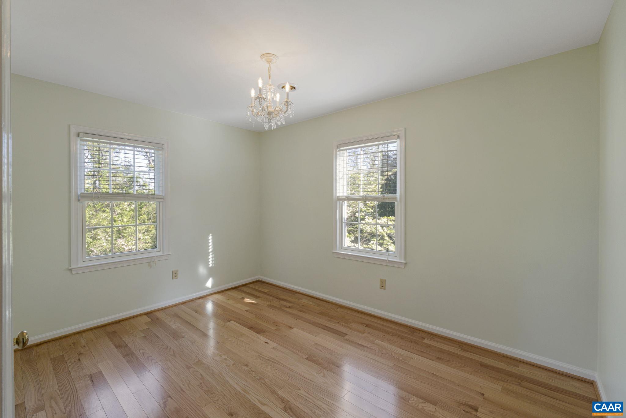 1636 FRANKLIN DR