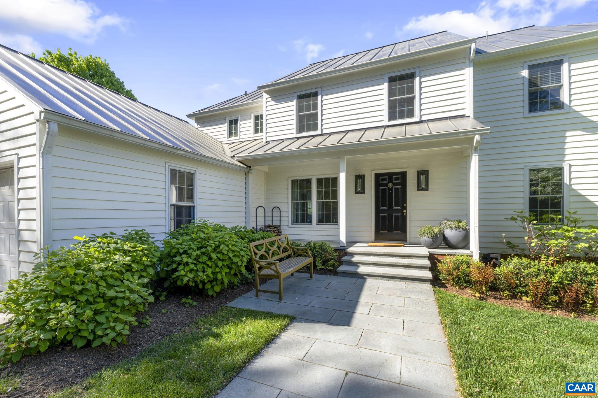 1636 FRANKLIN DR