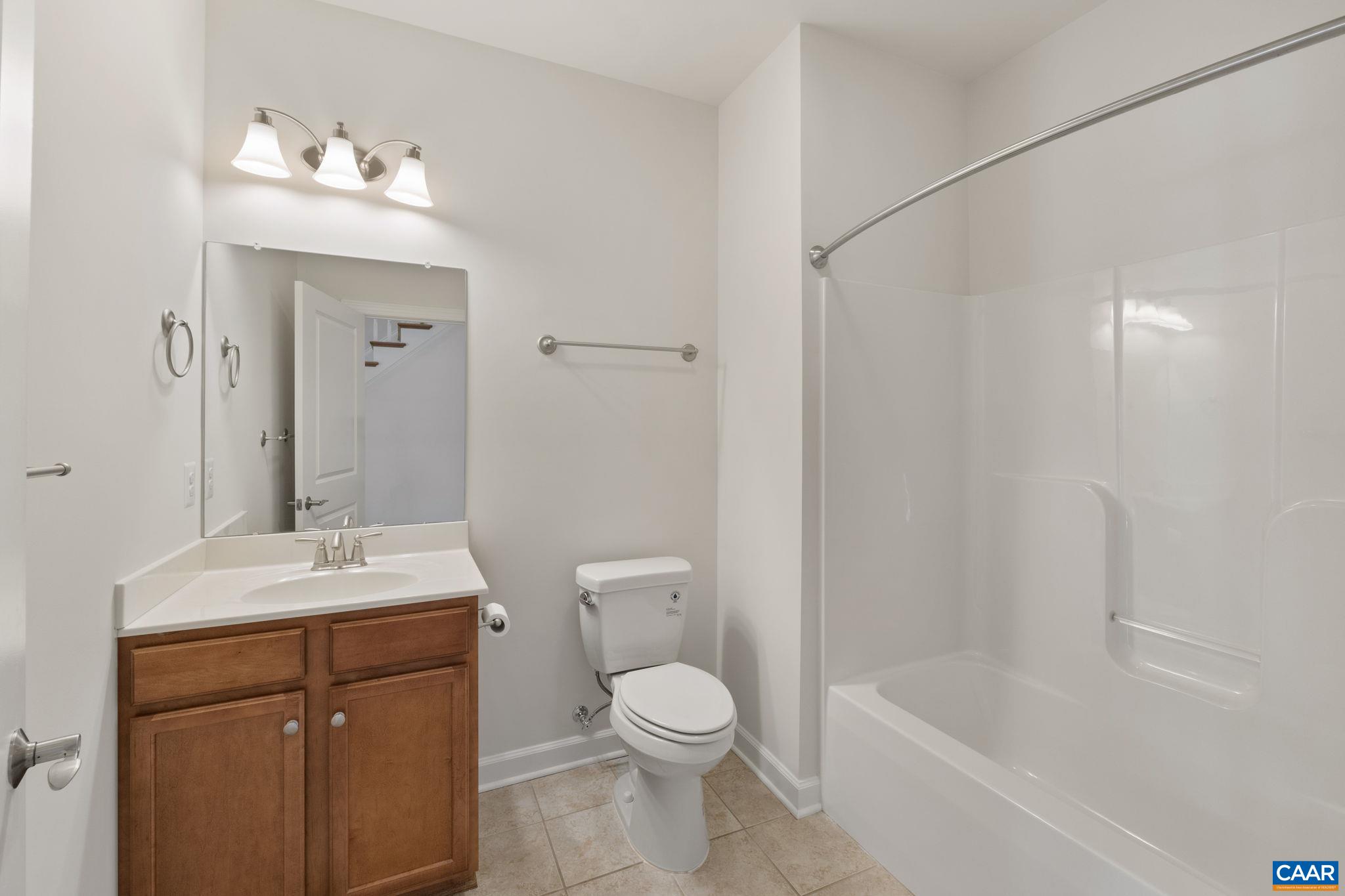 1637 SAWGRASS CT