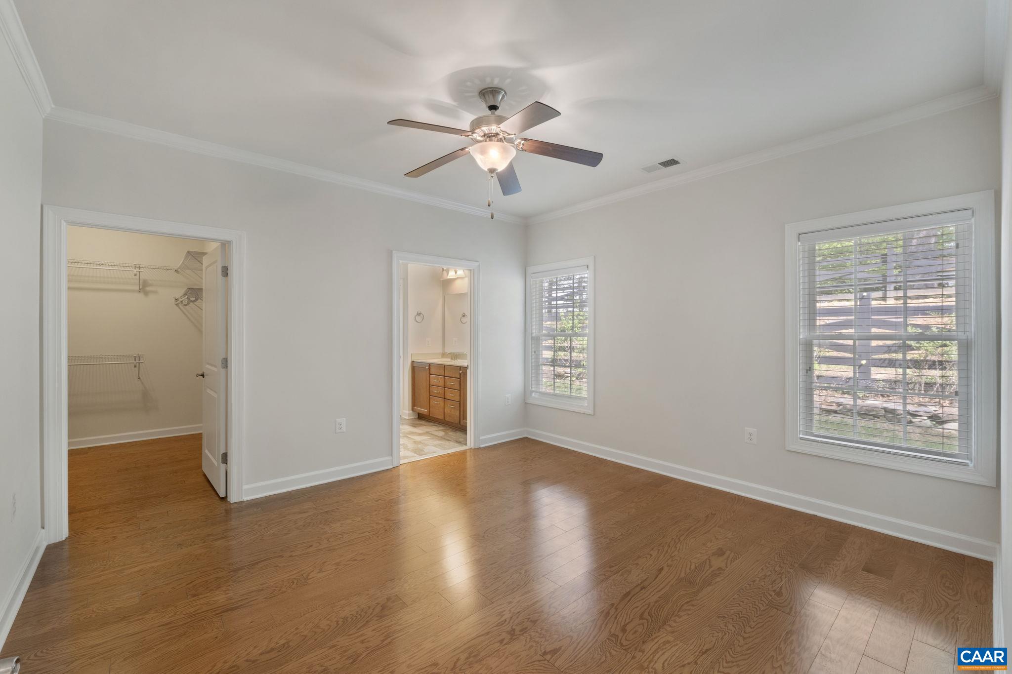 1637 SAWGRASS CT