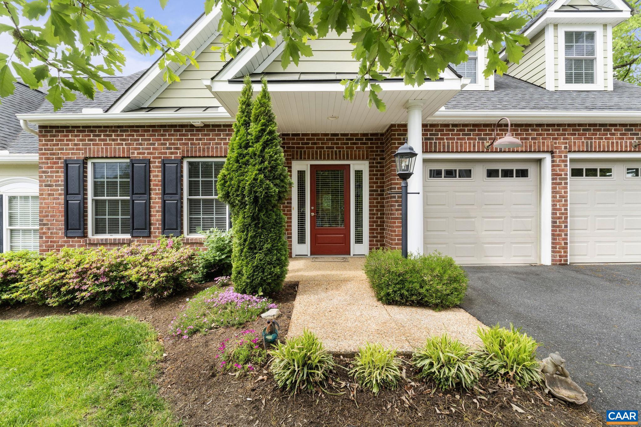 1637 SAWGRASS CT