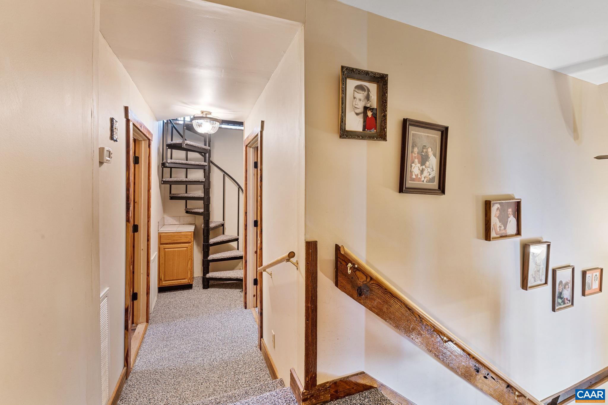 1407 CHAPMAN RD