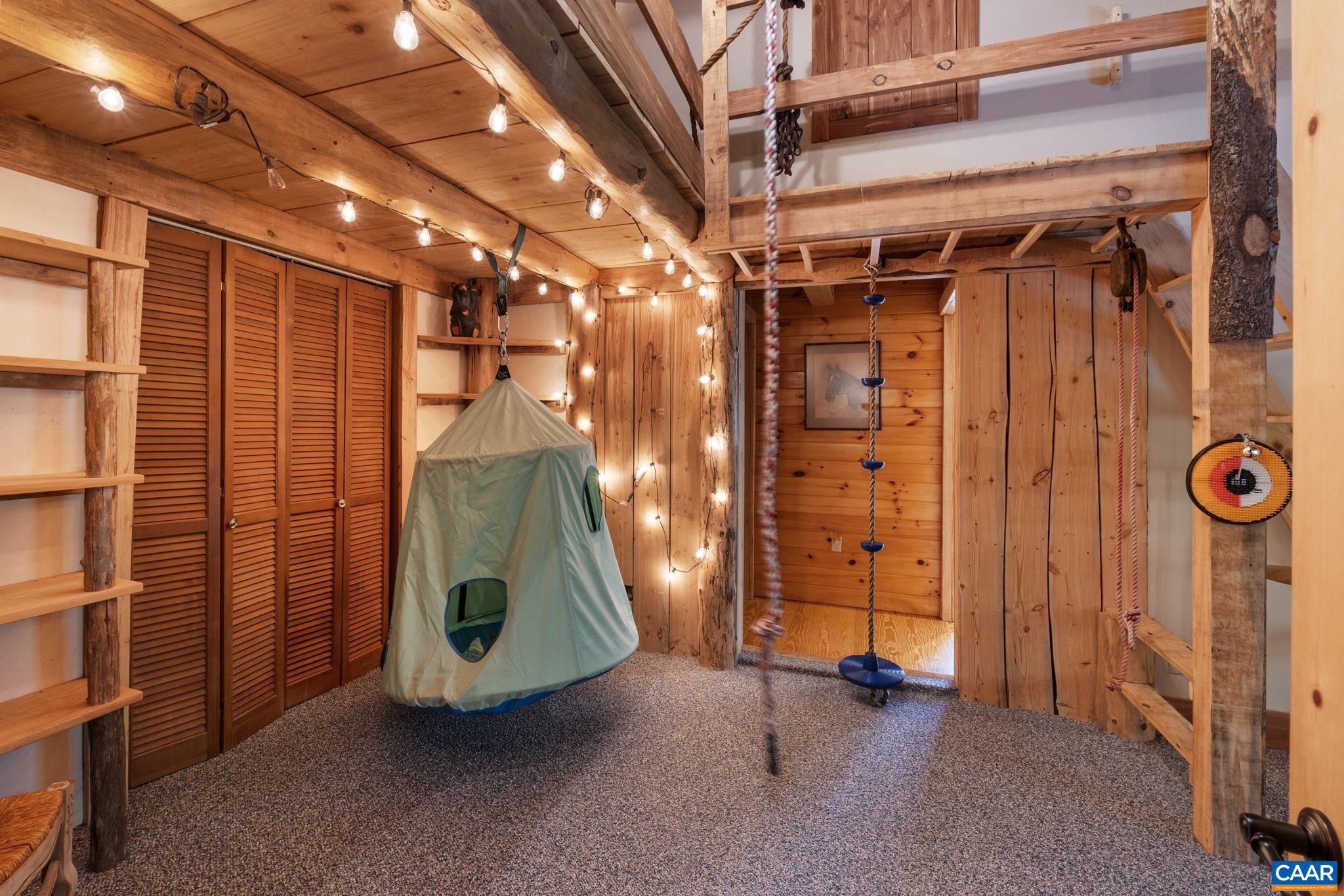 1407 CHAPMAN RD