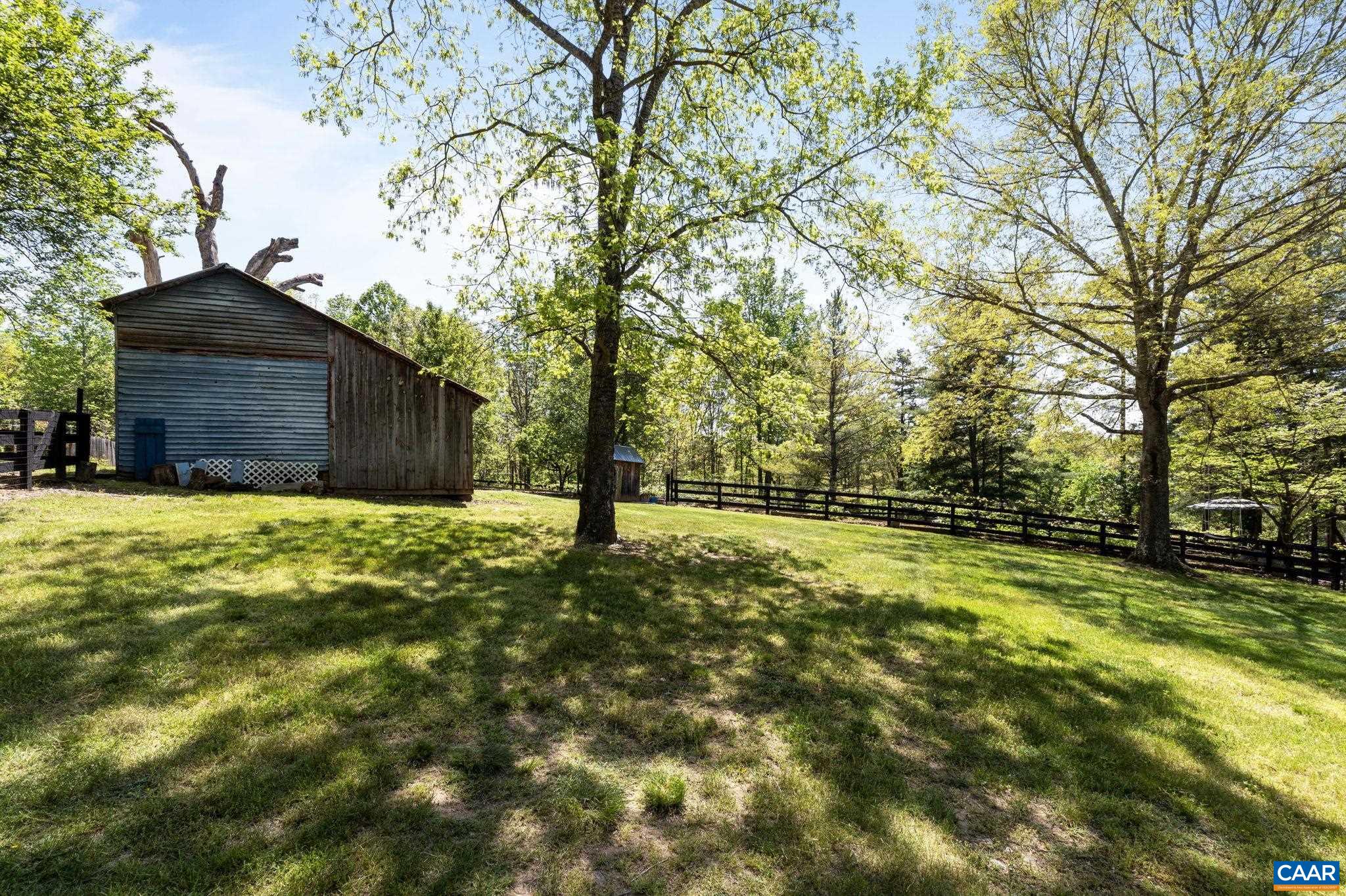 1407 CHAPMAN RD