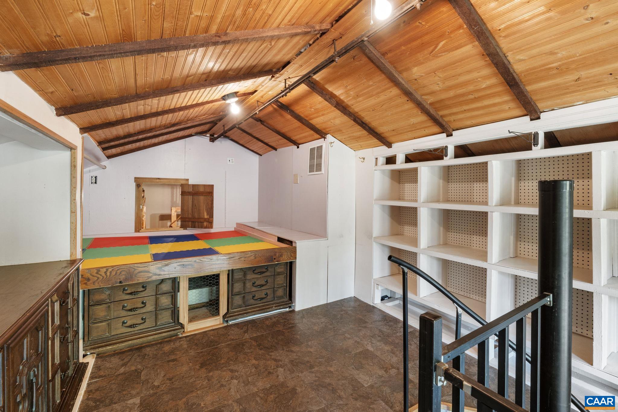 1407 CHAPMAN RD