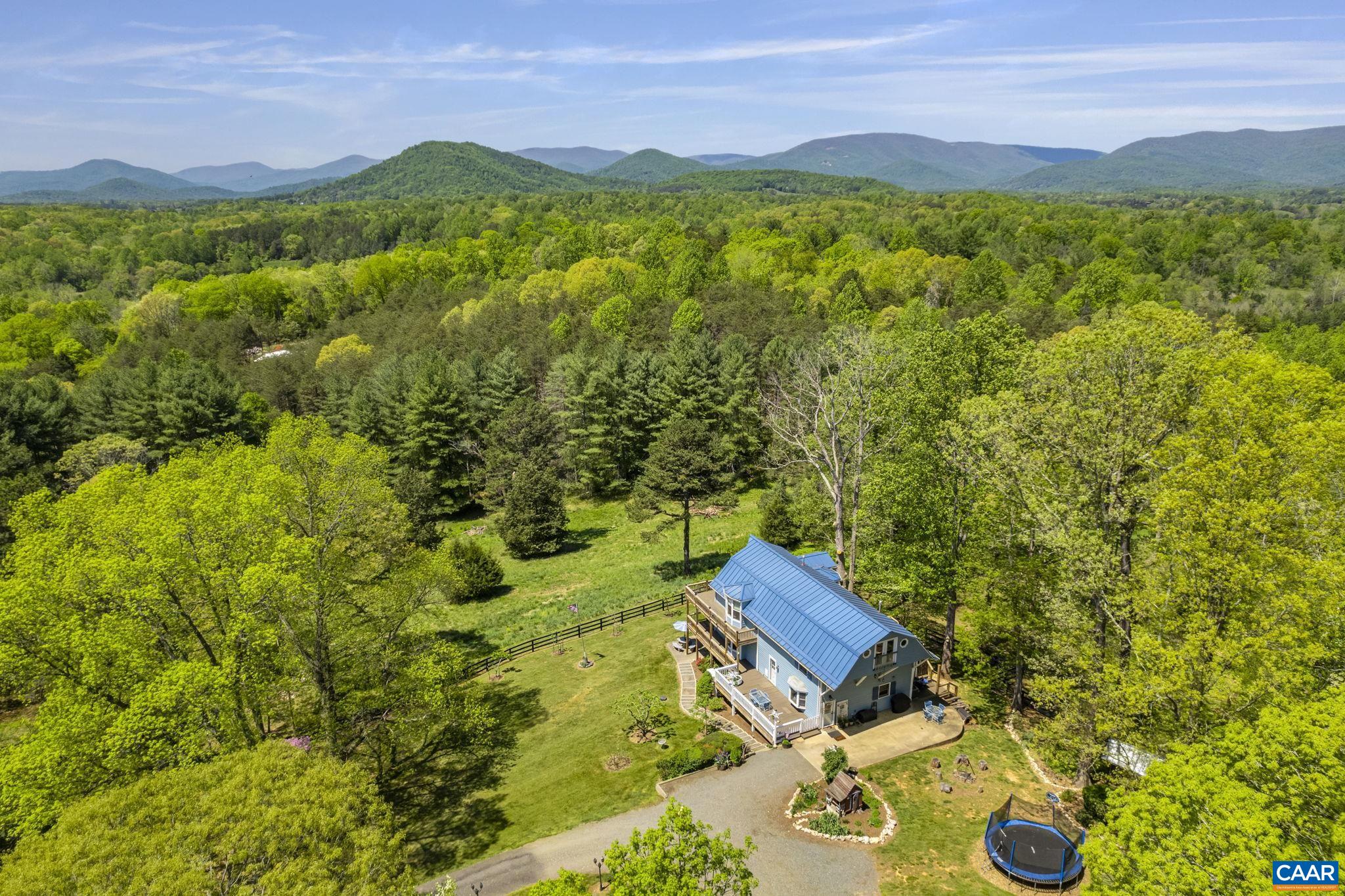 1407 CHAPMAN RD