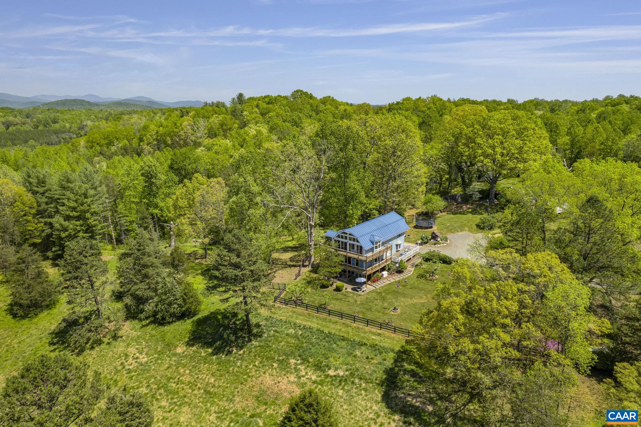 1407 CHAPMAN RD