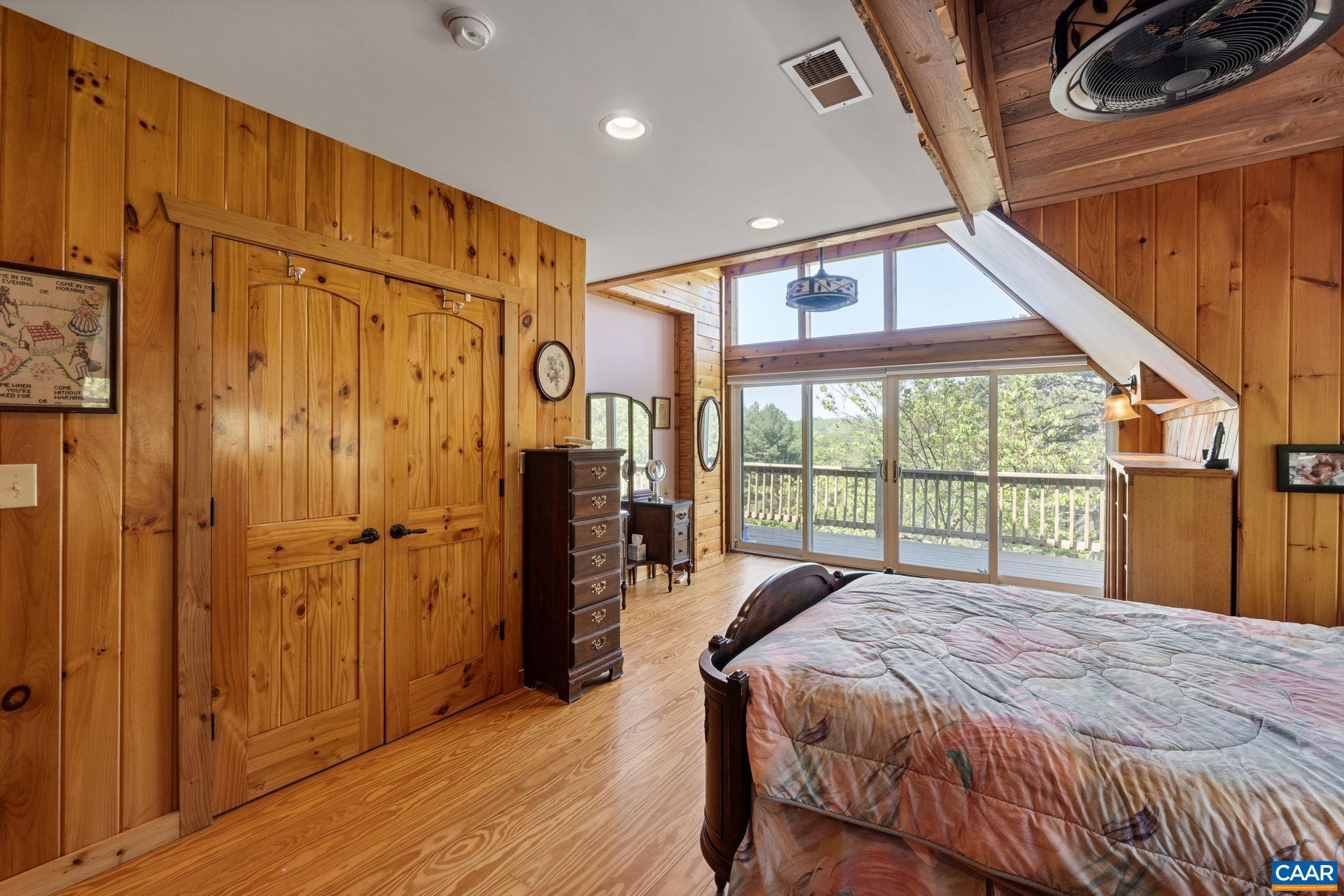 1407 CHAPMAN RD