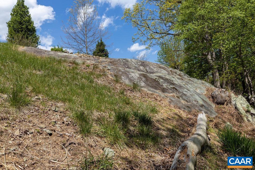 132 REEDS GAP RD