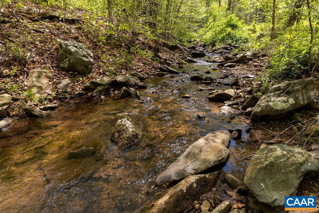 132 REEDS GAP RD
