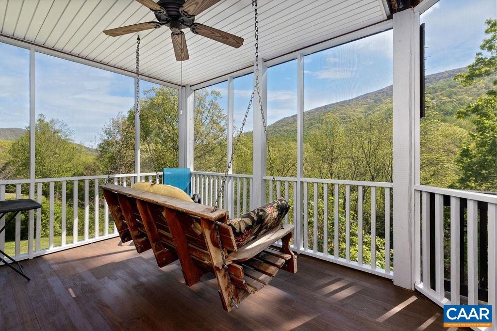 132 REEDS GAP RD