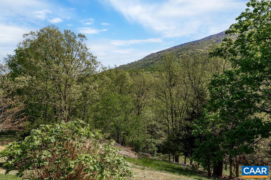 132 REEDS GAP RD