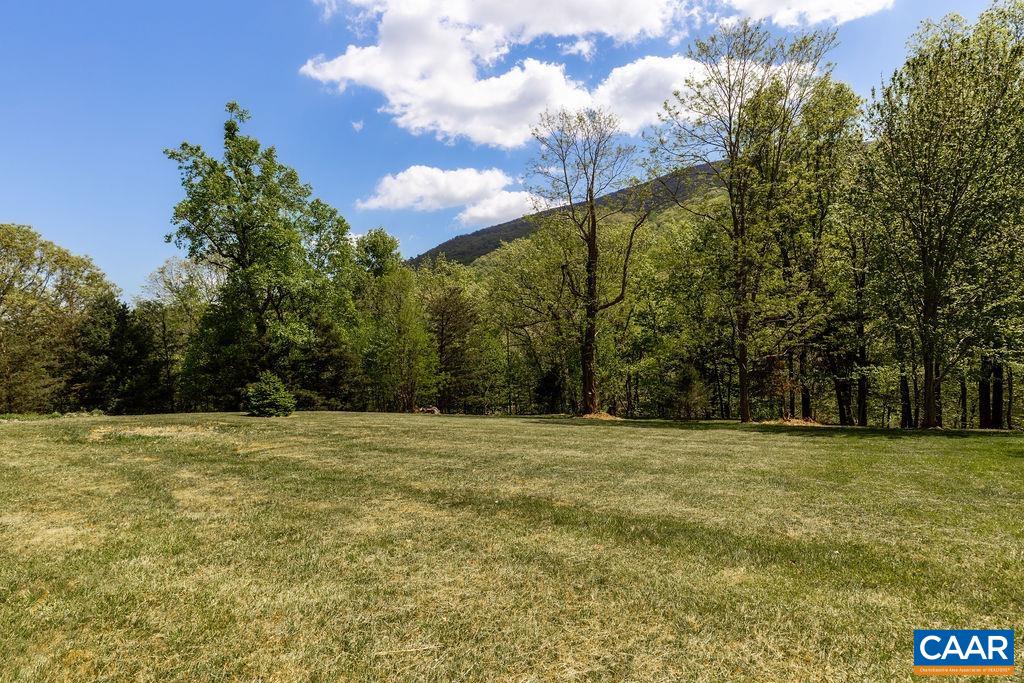 132 REEDS GAP RD