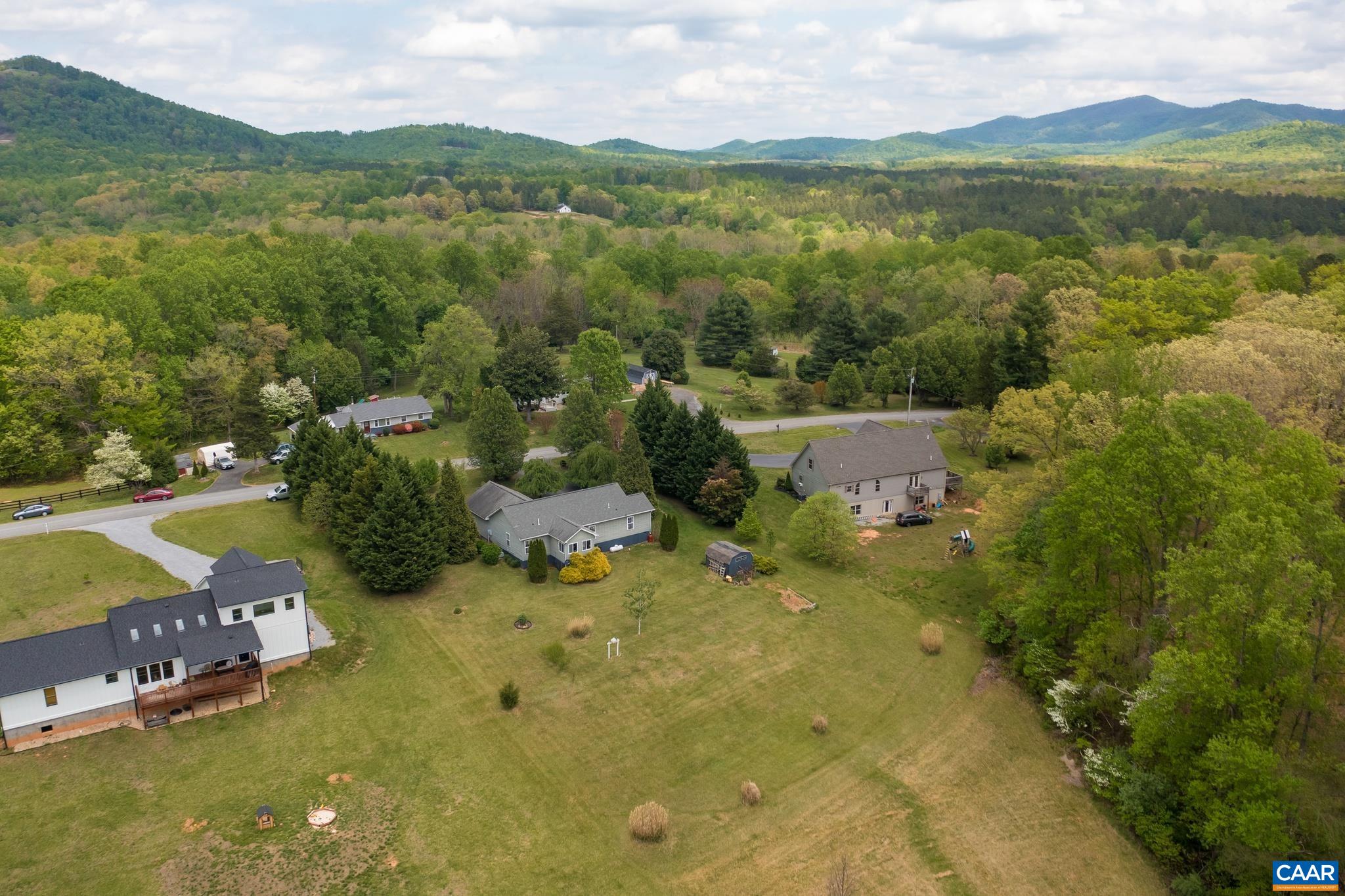 288 BLAND WADE LN