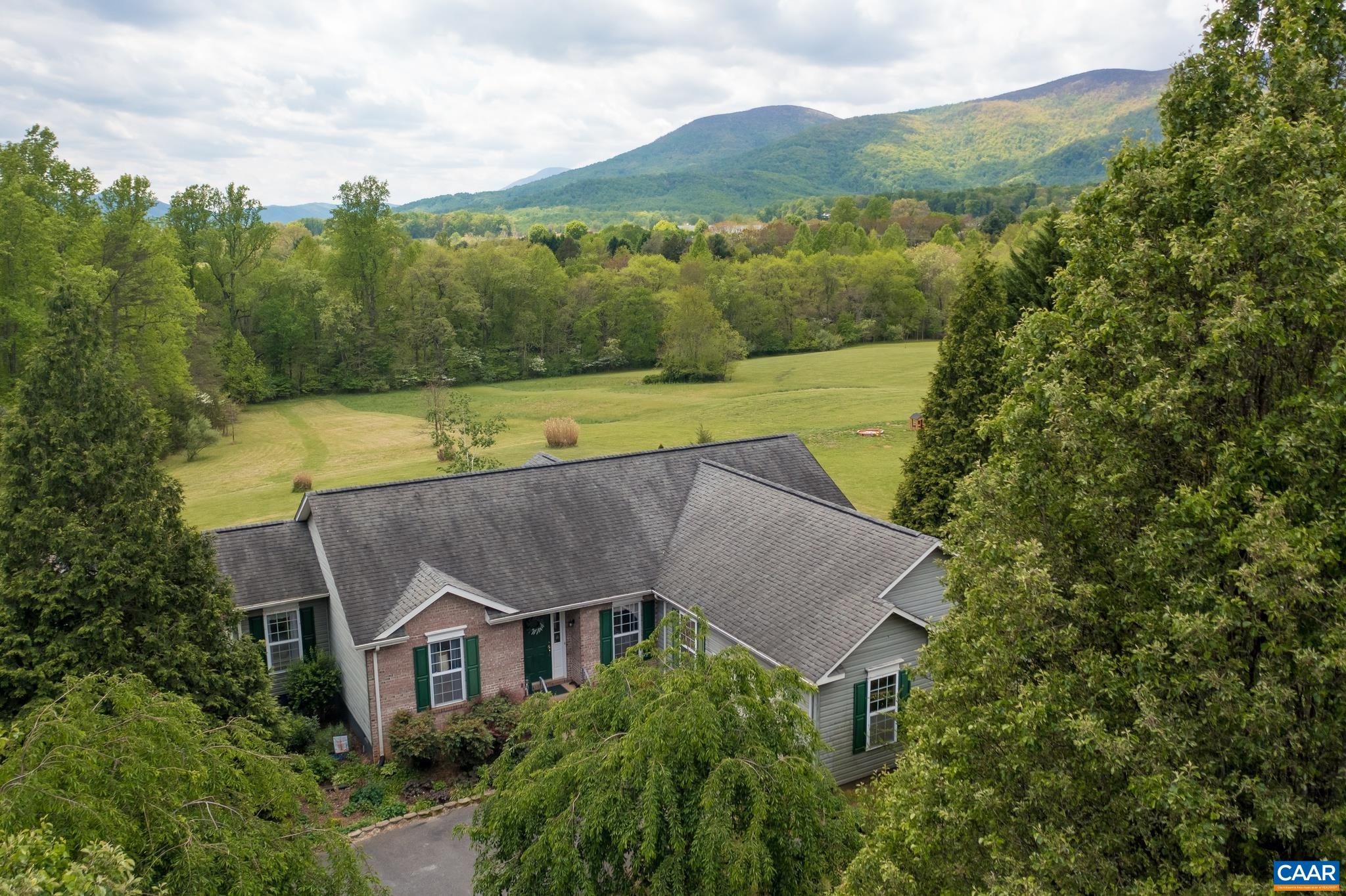 288 BLAND WADE LN
