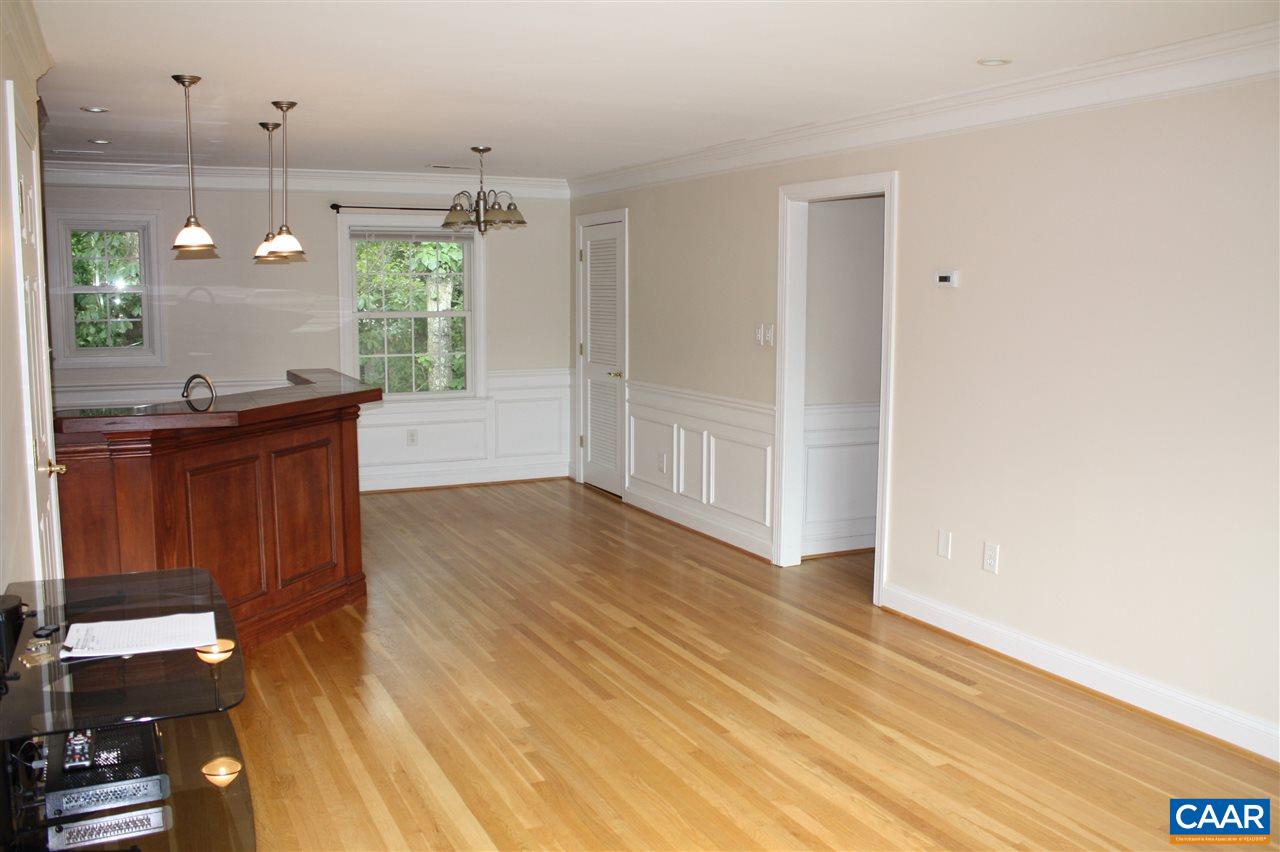 2414 BARRACKS PL Unit: 3