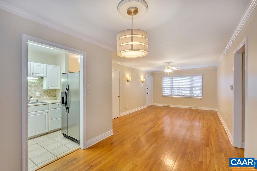 142 HESSIAN HILLS CIR Unit: 2