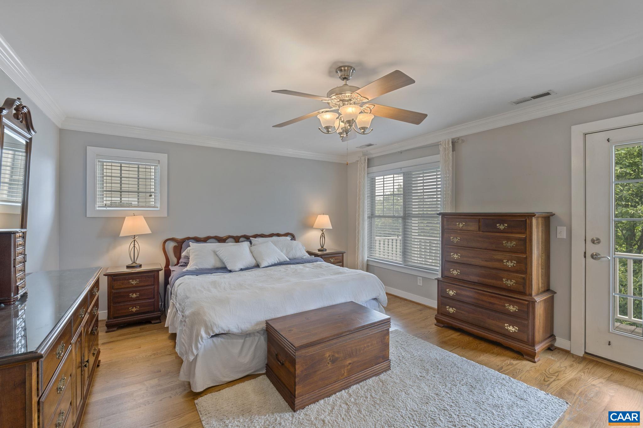 209 BROOKWOOD DR