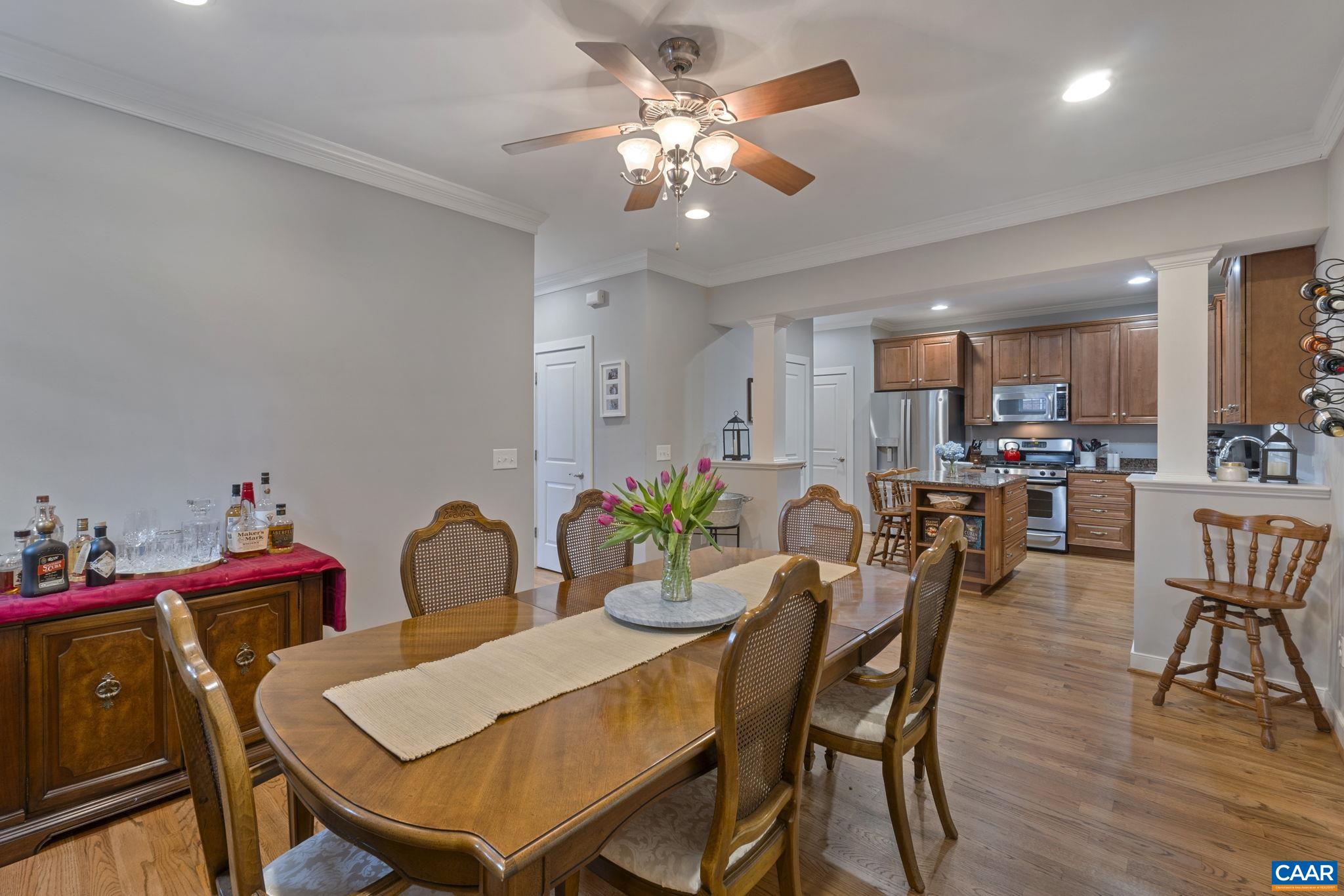 209 BROOKWOOD DR