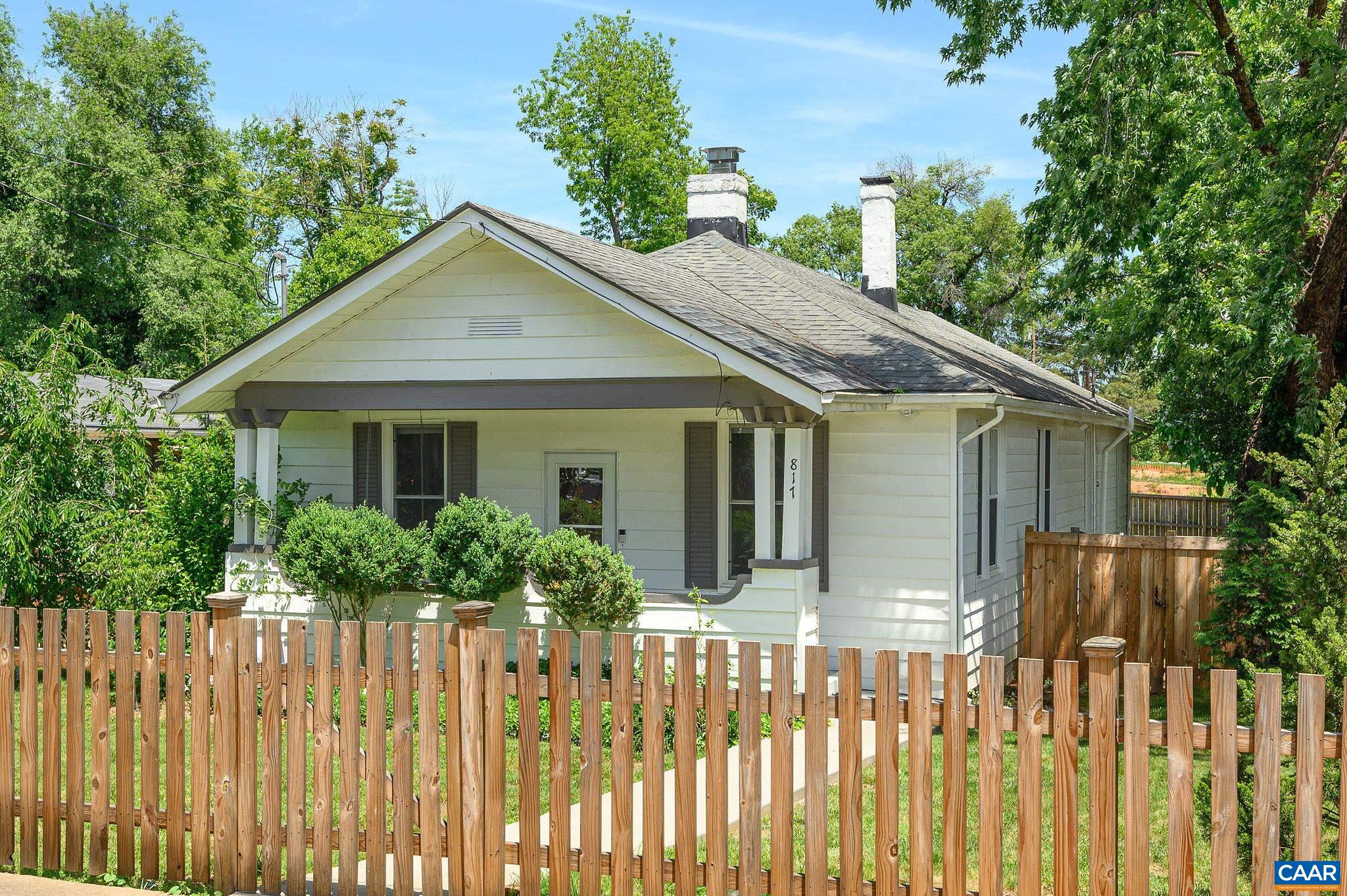 817 HENRY AVE