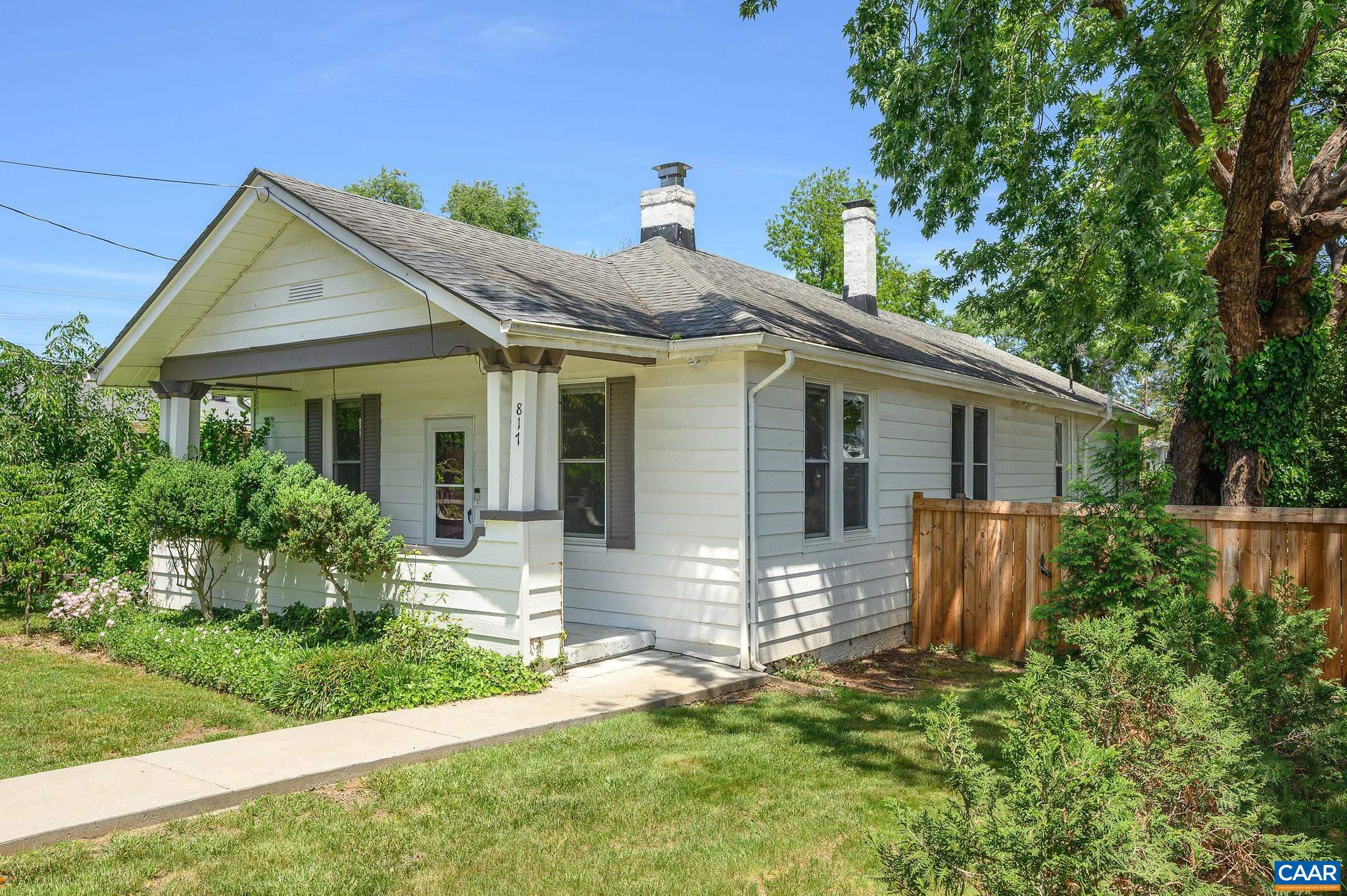 817 HENRY AVE