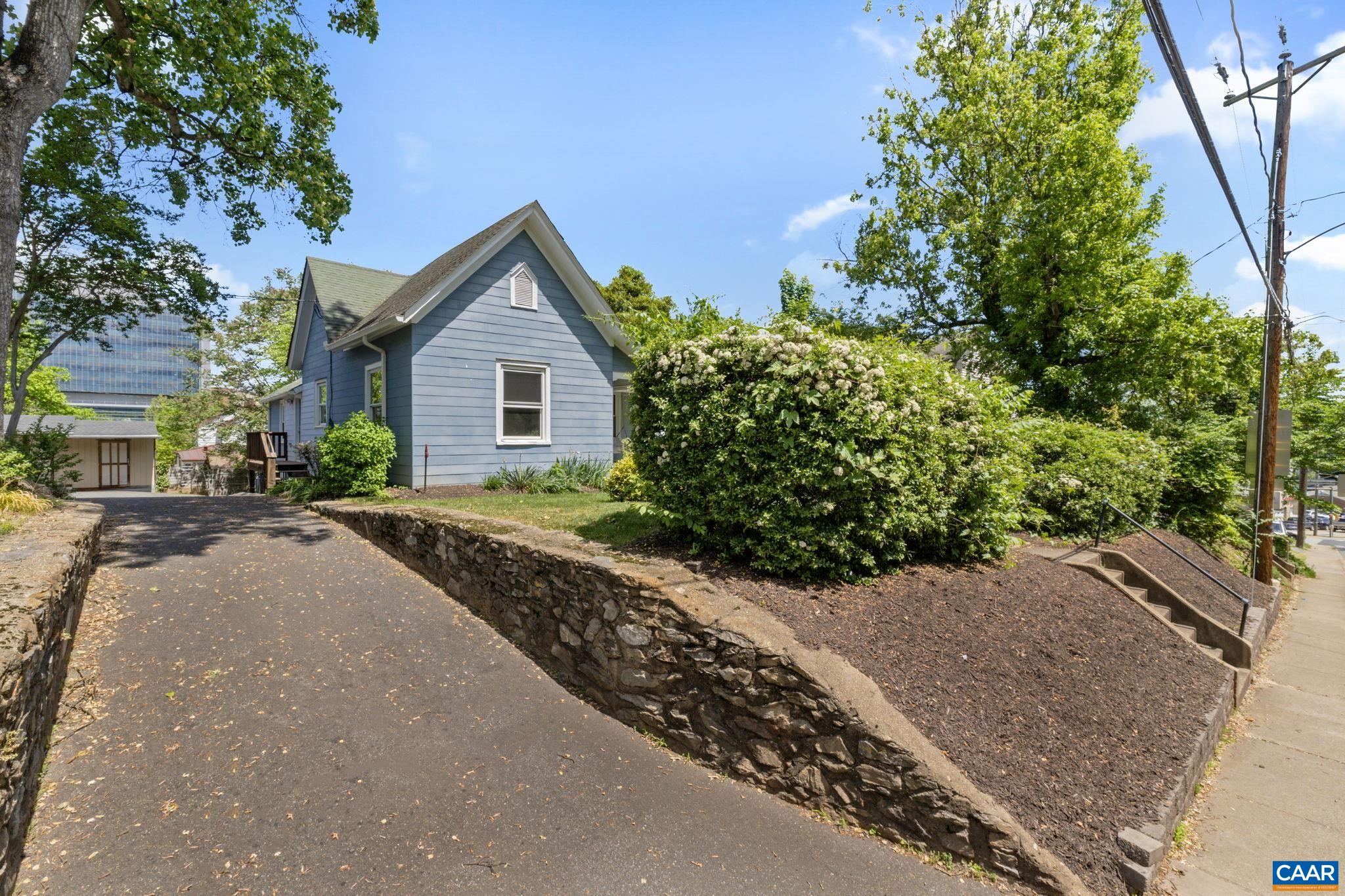 917 CHERRY AVE