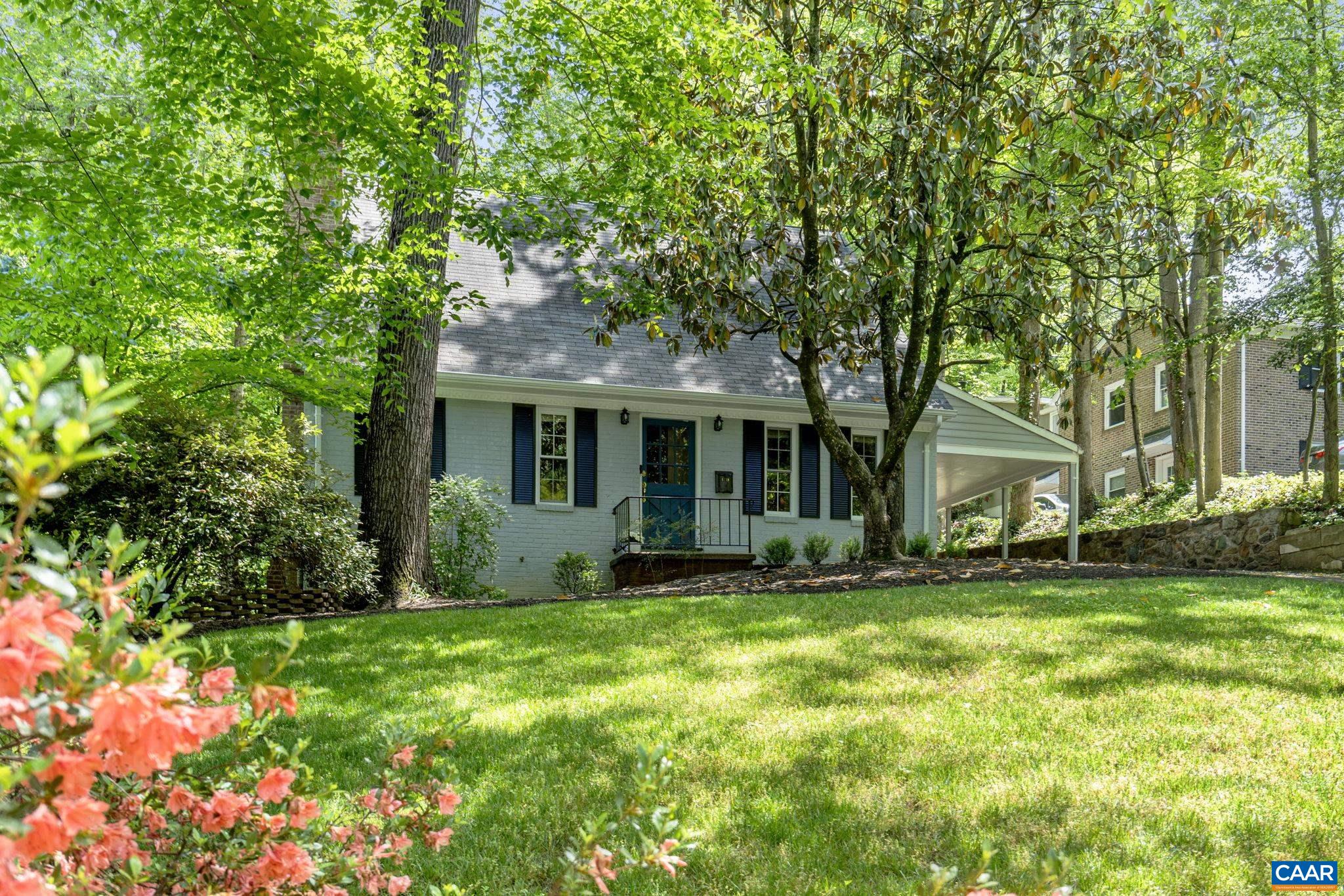 1318 ROSE HILL DR