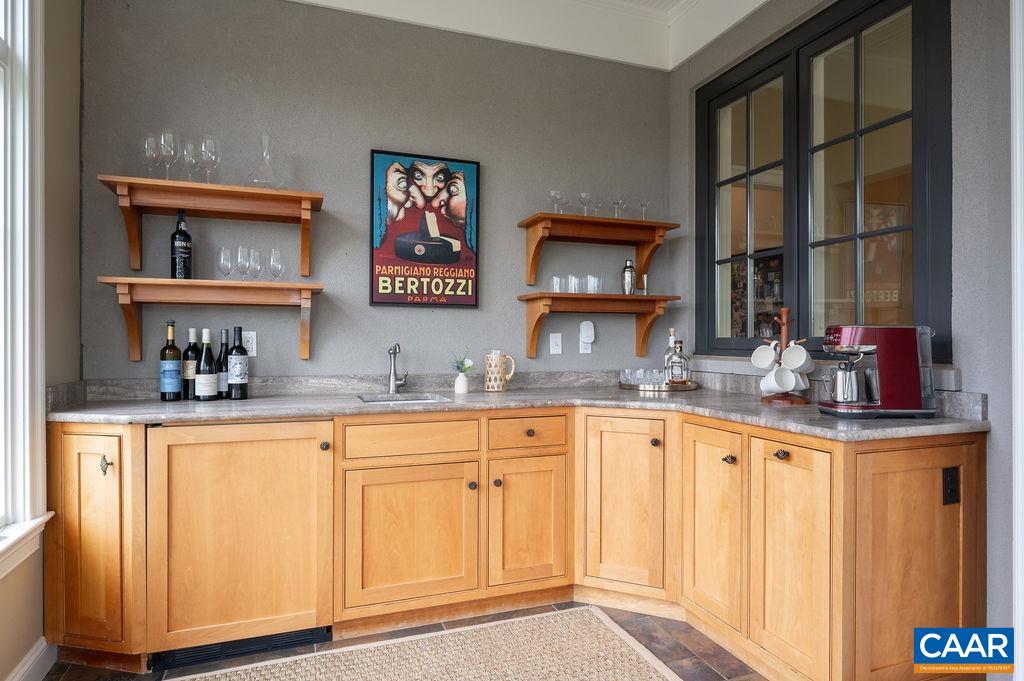 513 HALF MILE BRANCH RD