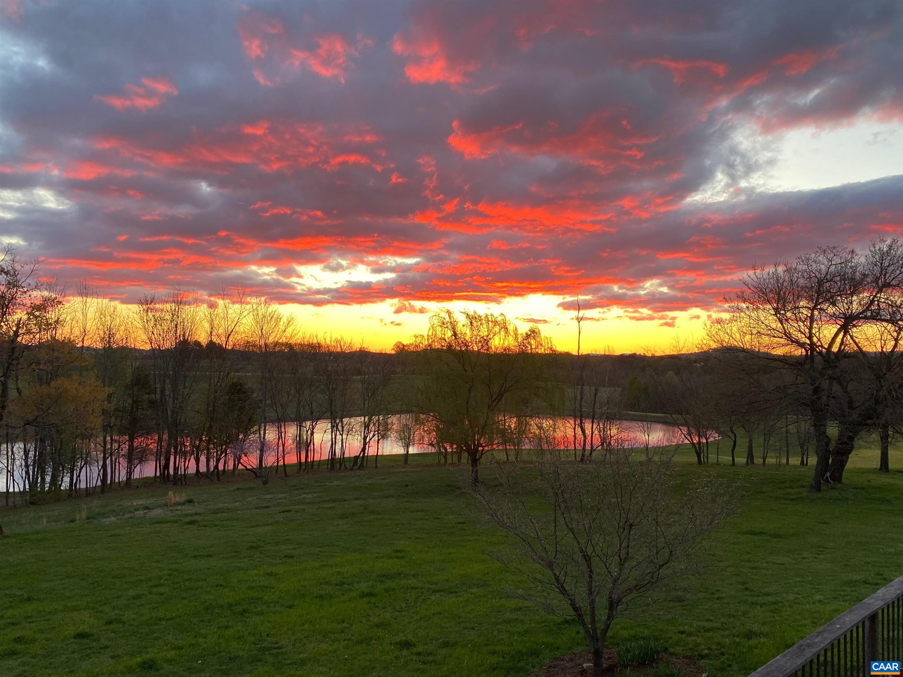 513 HALF MILE BRANCH RD