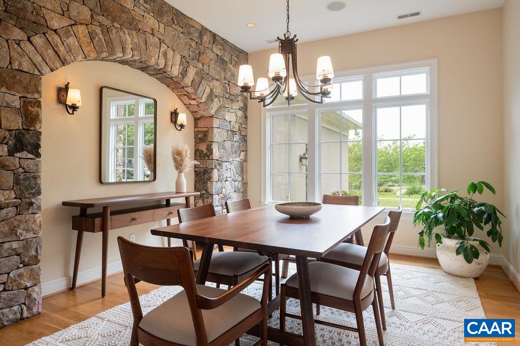 513 HALF MILE BRANCH RD