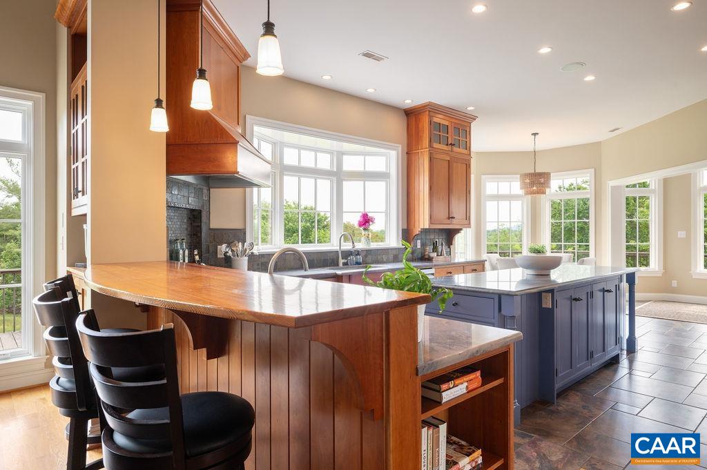 513 HALF MILE BRANCH RD