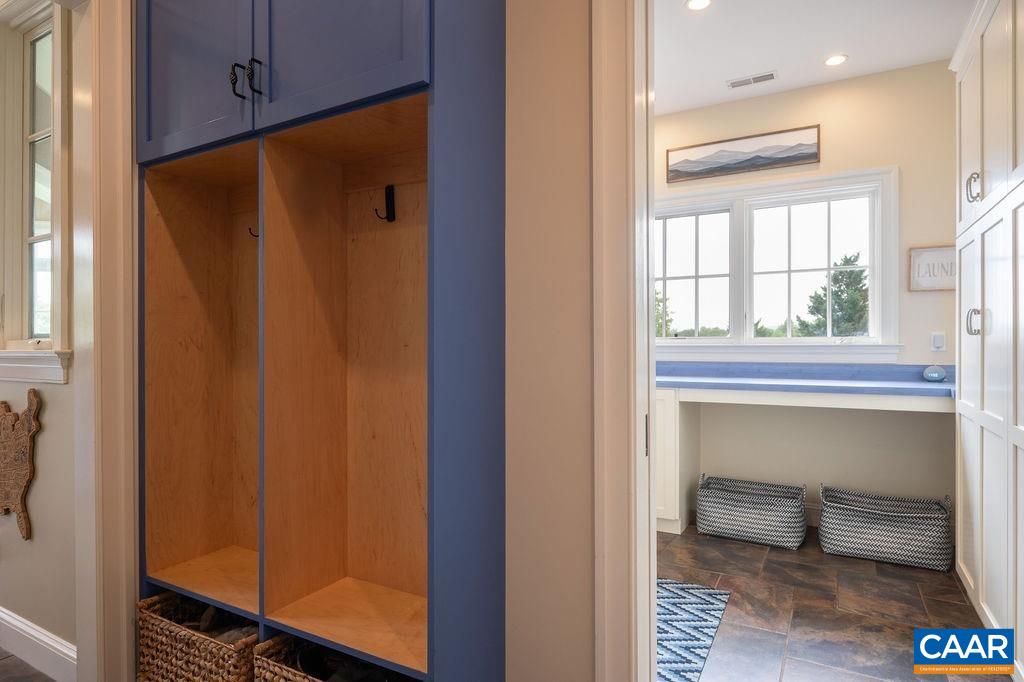 513 HALF MILE BRANCH RD