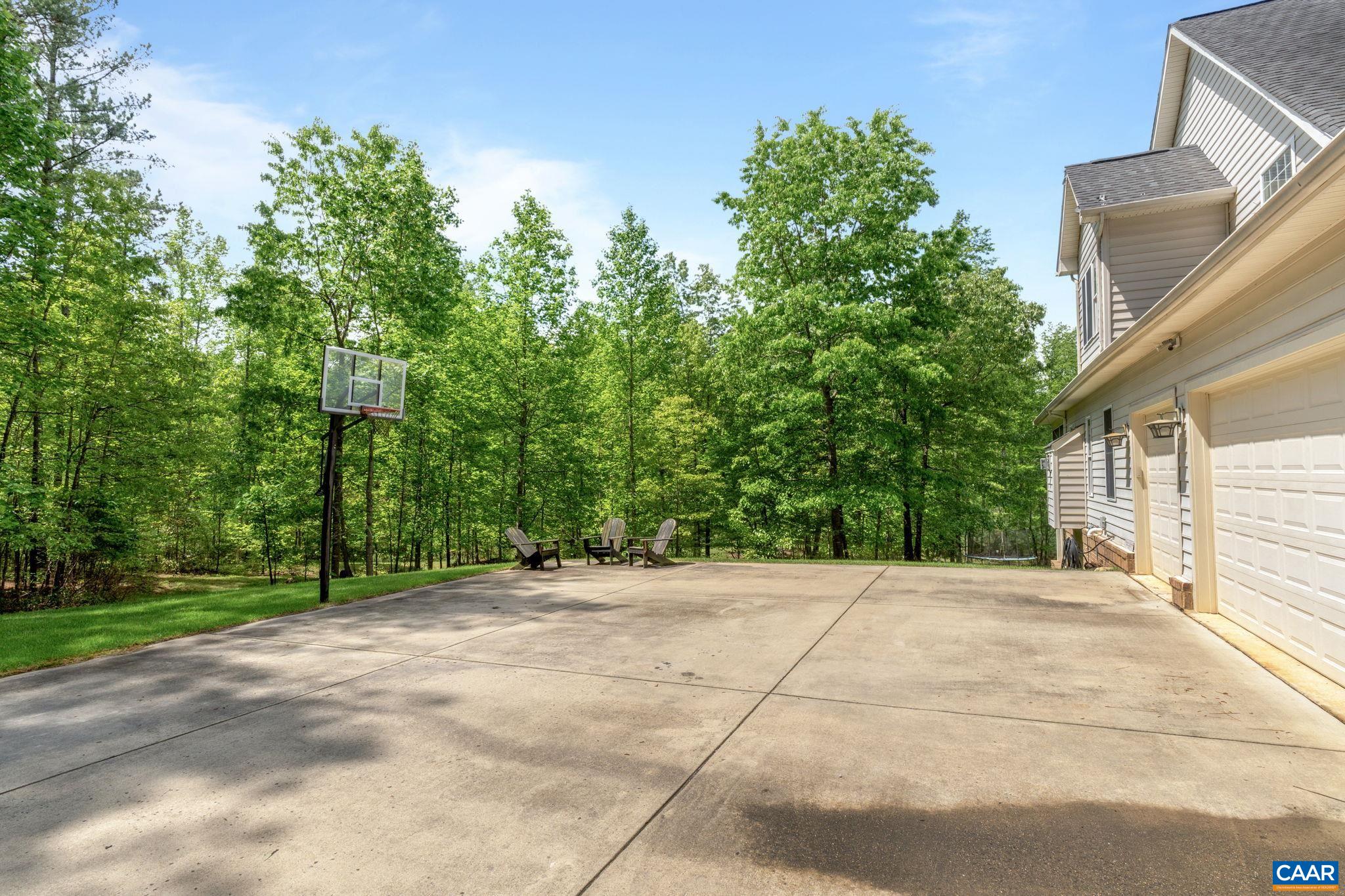 230 BUFFALO HILLS RD