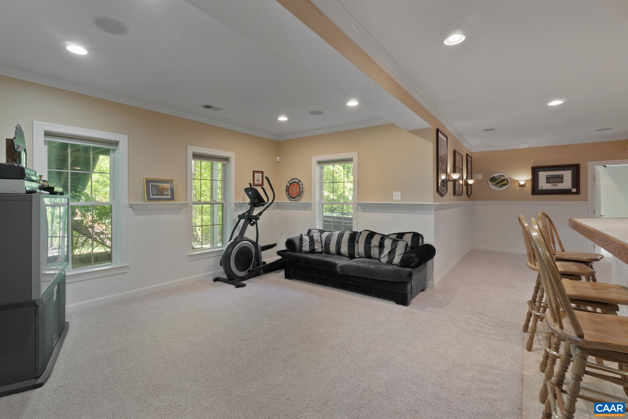 230 BUFFALO HILLS RD