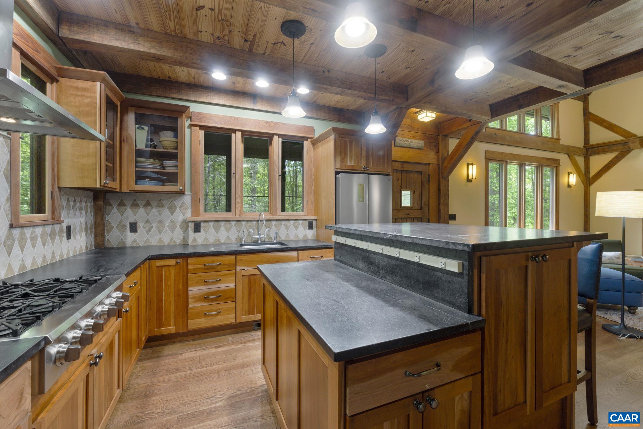 5377 HAVENWOOD LN