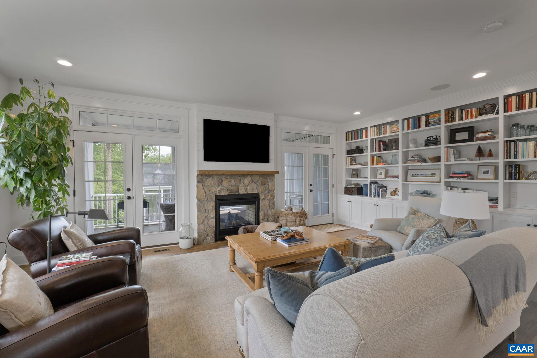 5451 GOLF DR