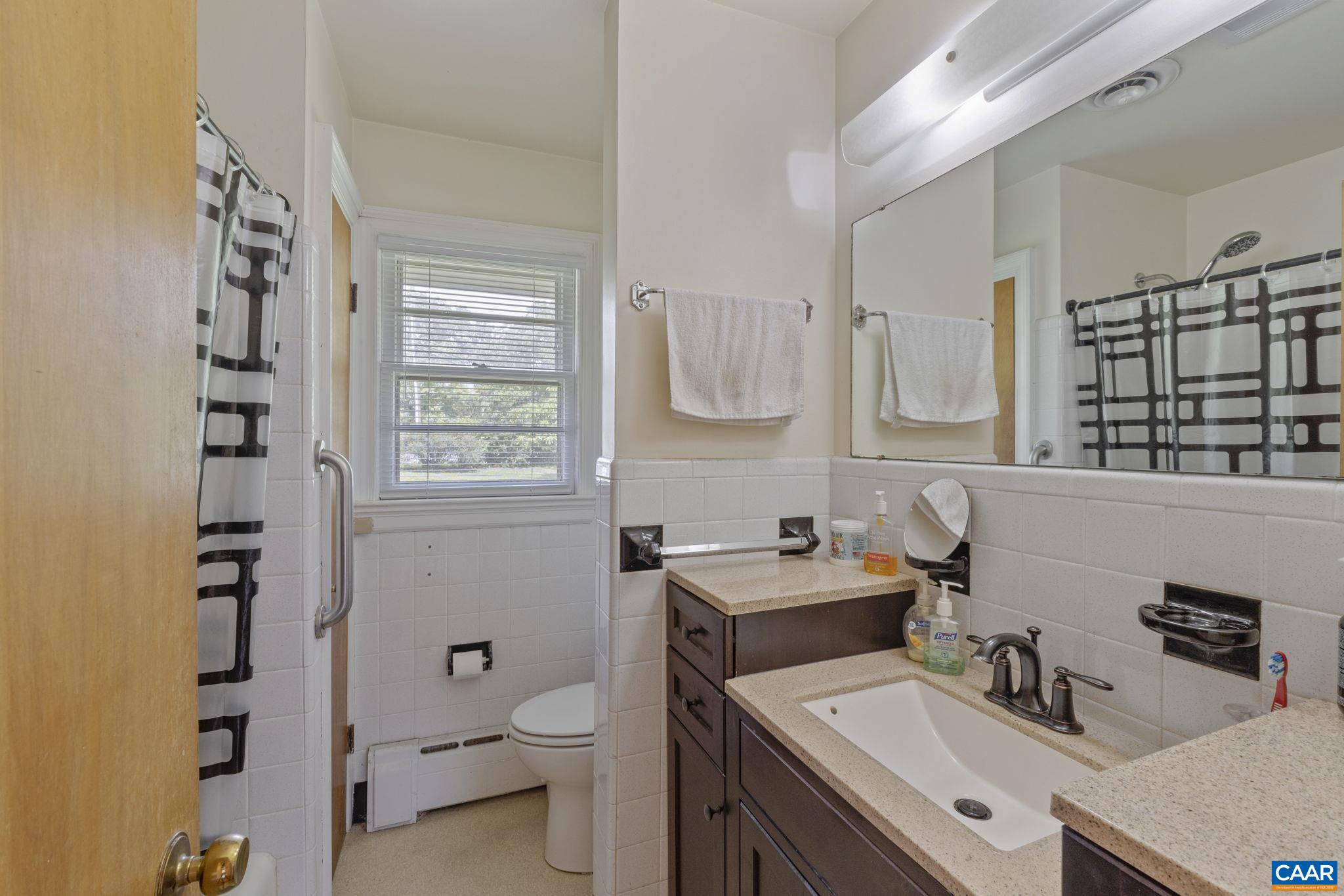 1119 FOREST HILLS AVE