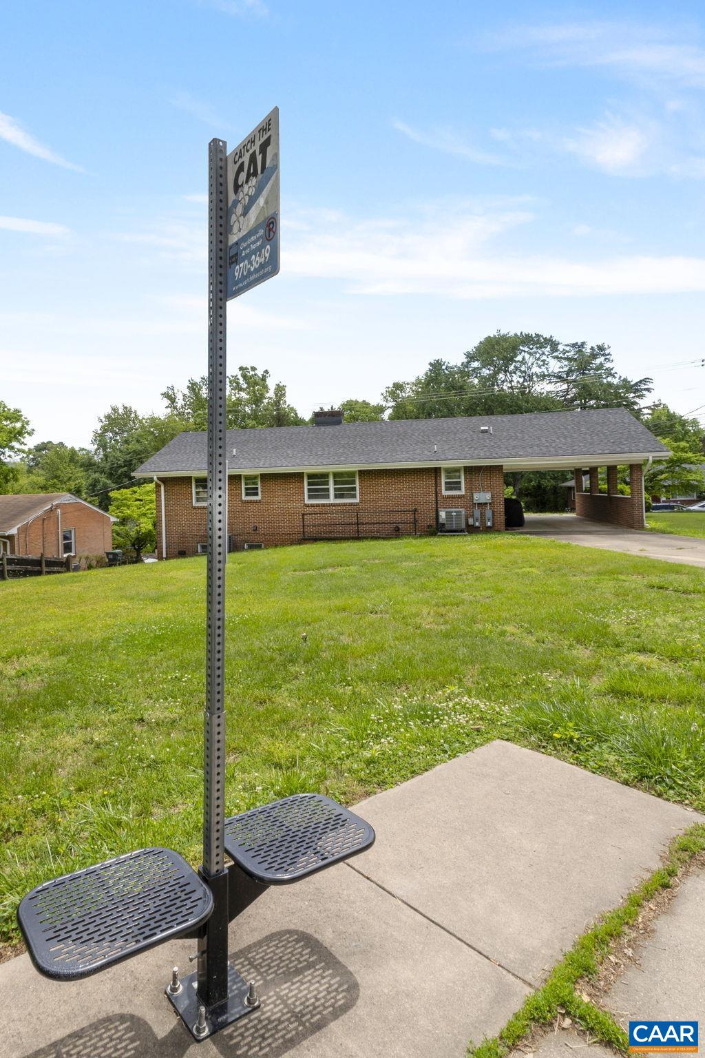 1119 FOREST HILLS AVE