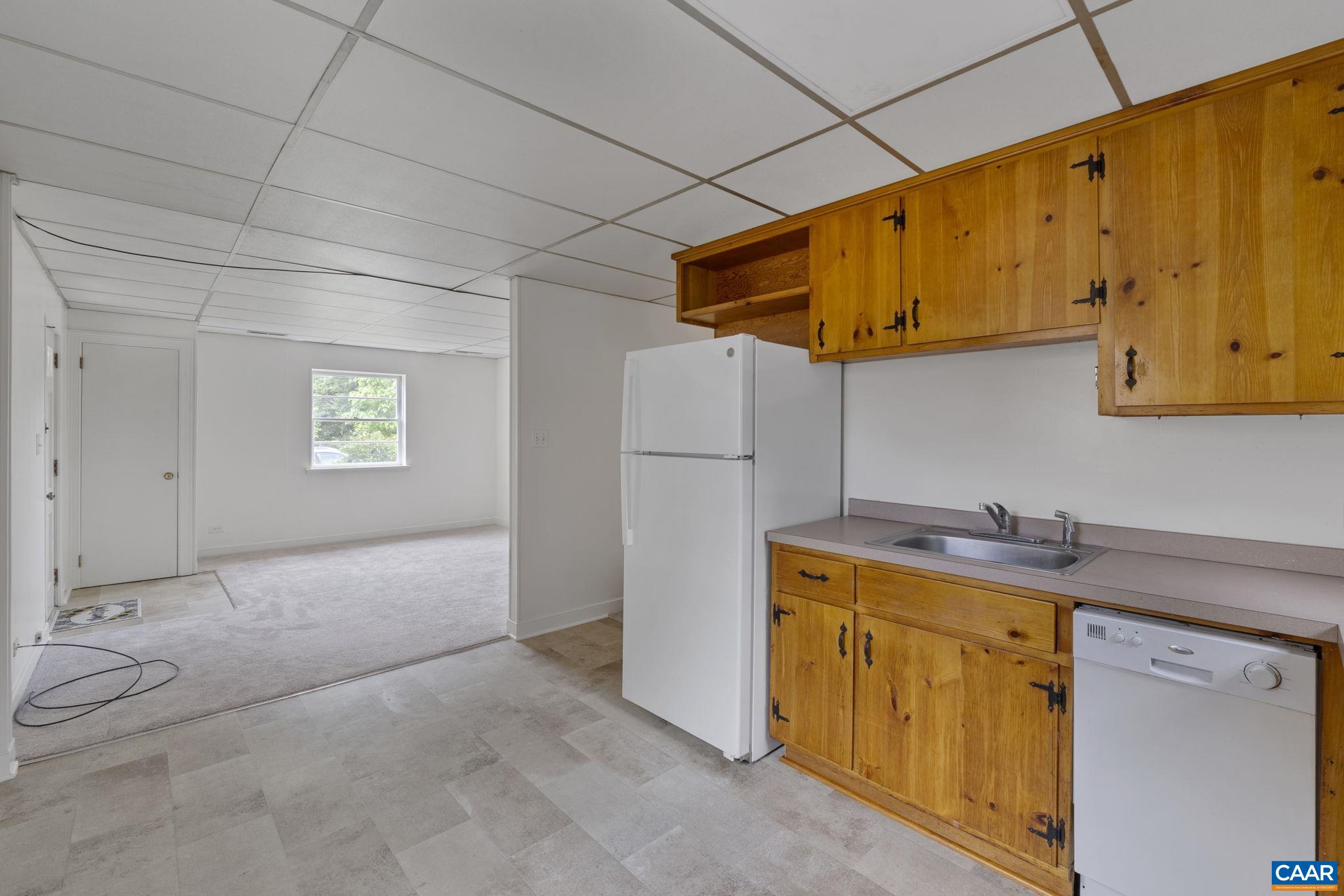 1119 FOREST HILLS AVE