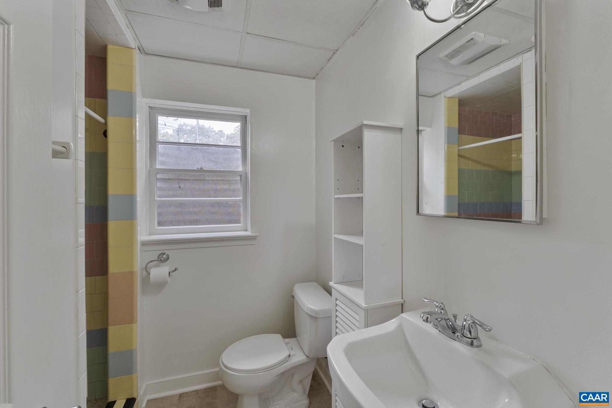 1119 FOREST HILLS AVE