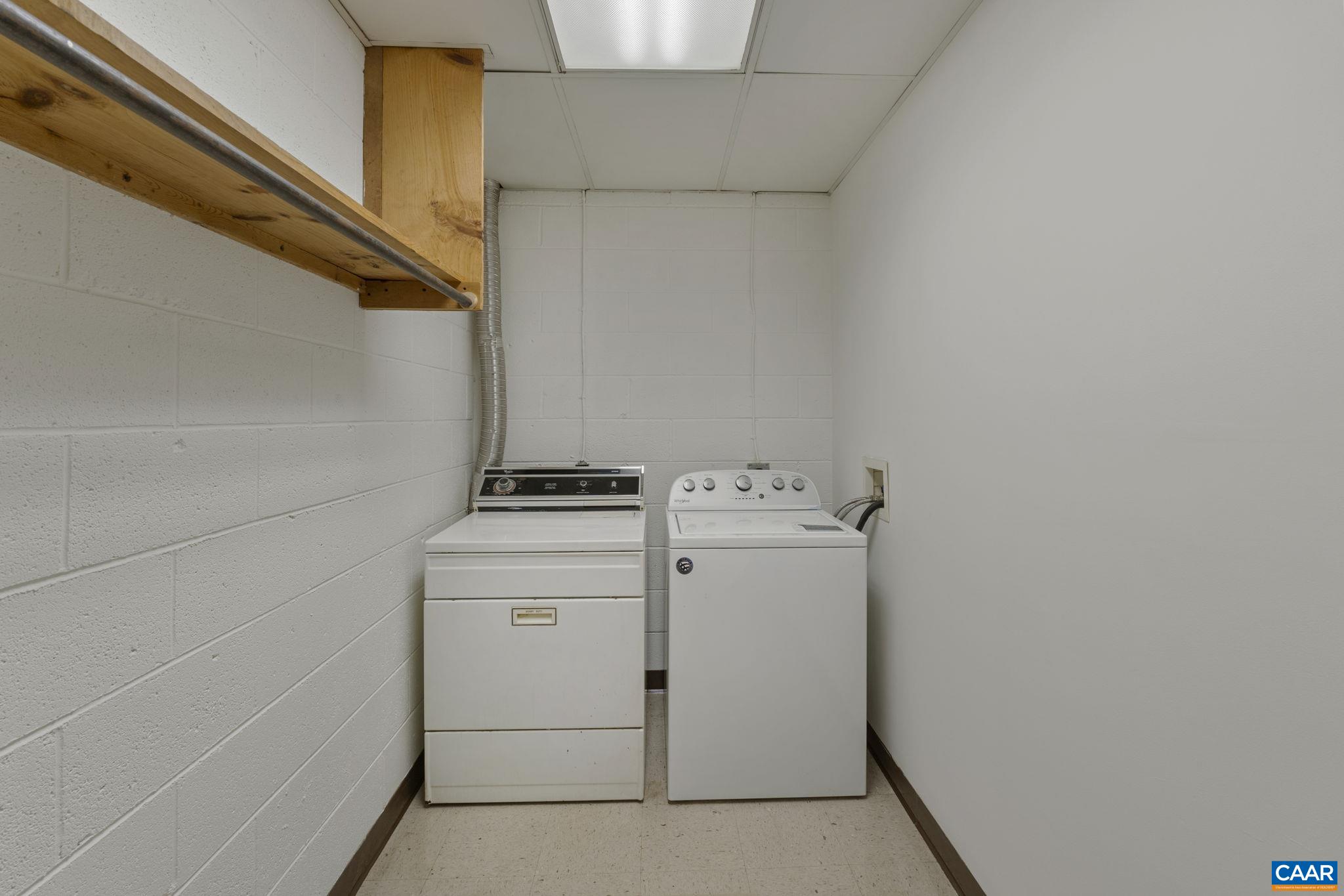 1119 FOREST HILLS AVE